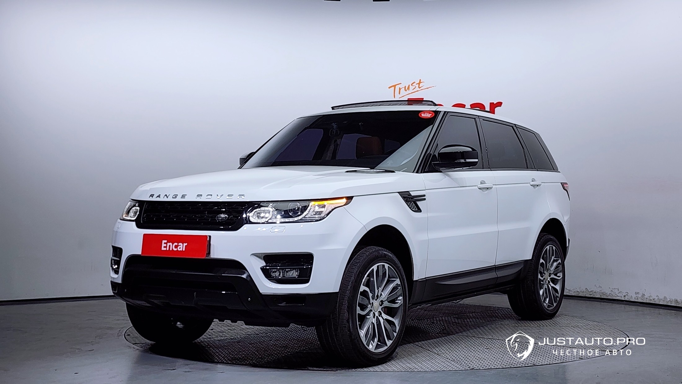 Автомобиль Land Rover Range Rover Sport