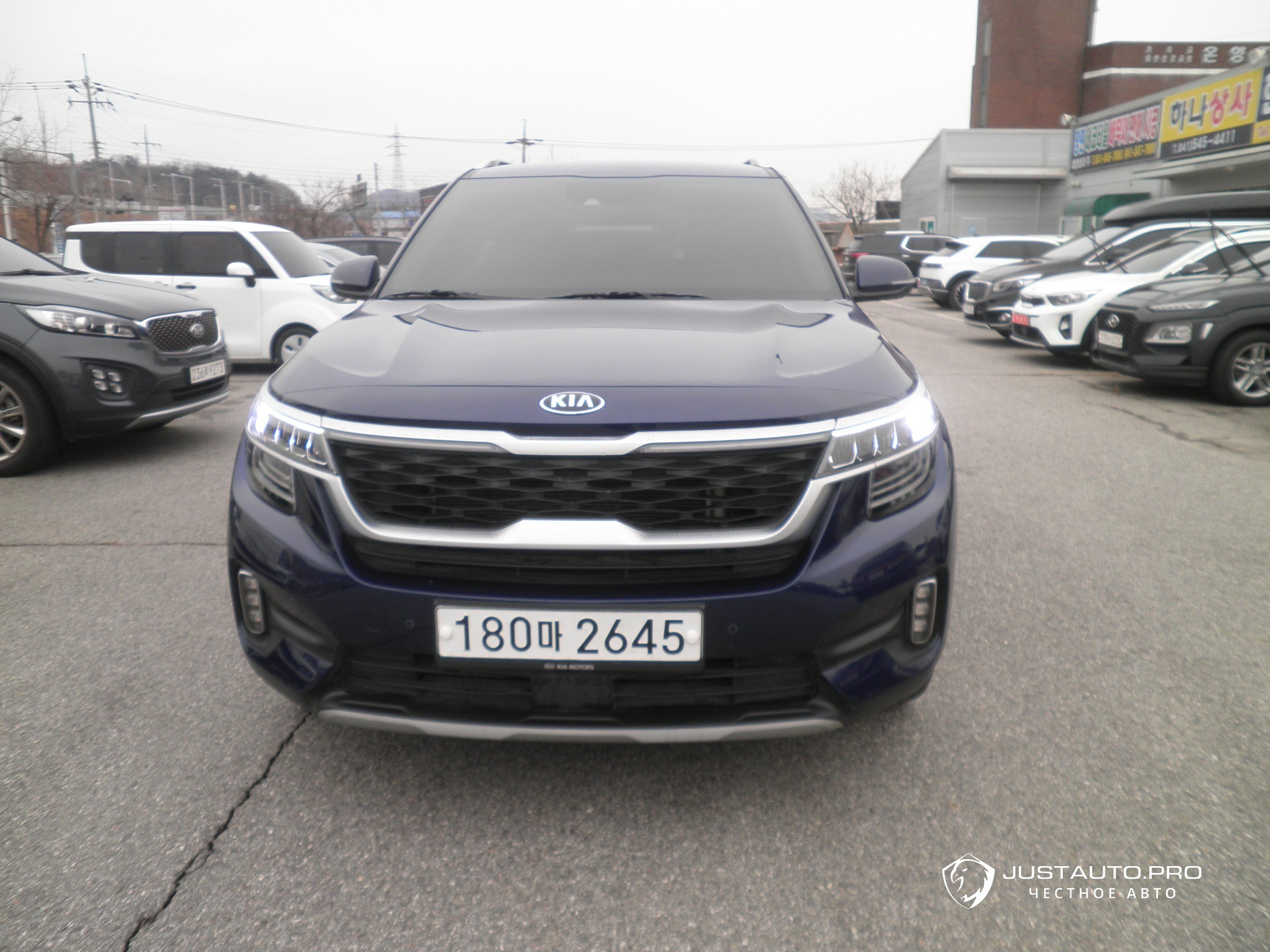 Автомобиль Kia Seltos