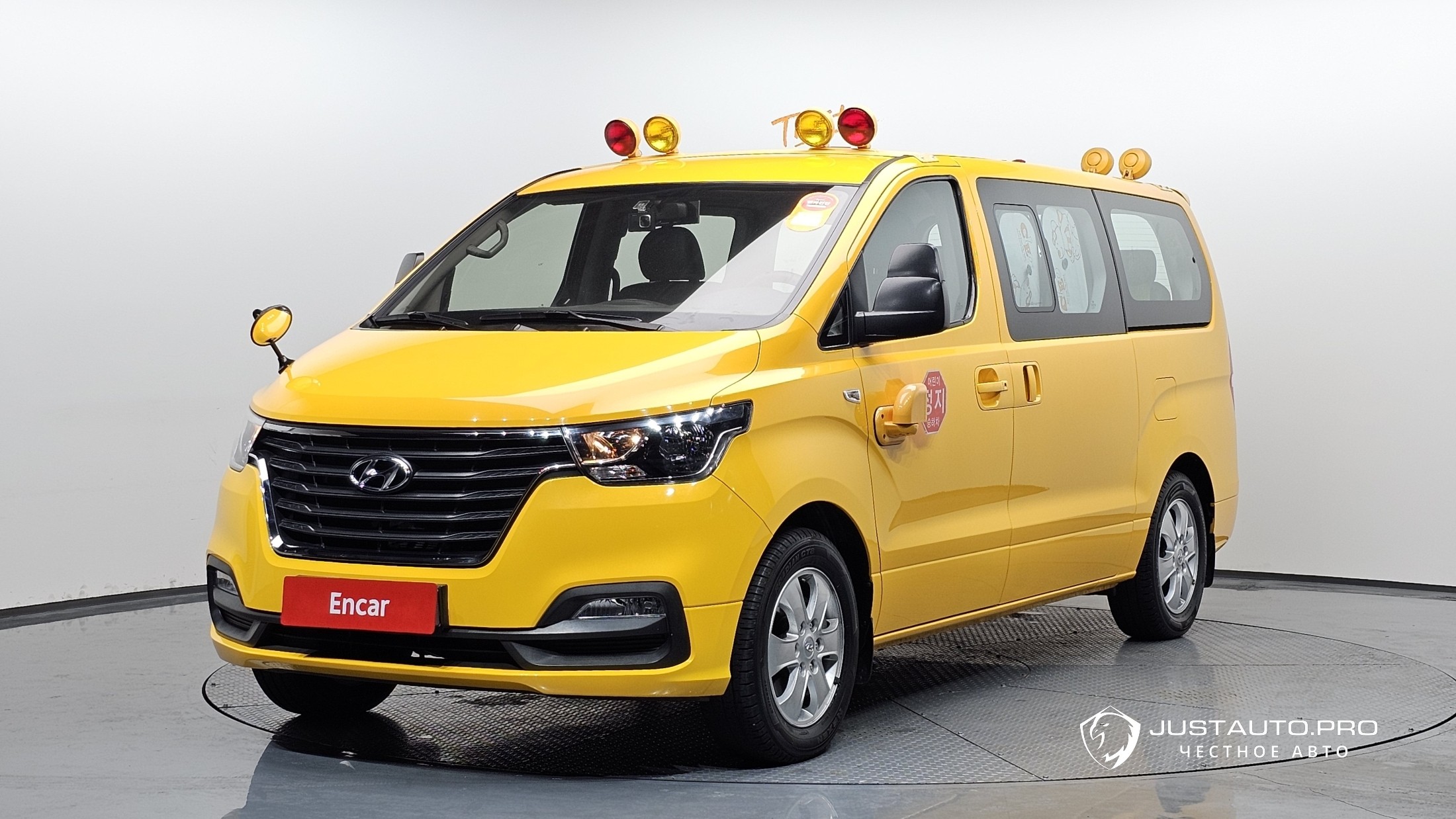 Автомобиль Hyundai Starex