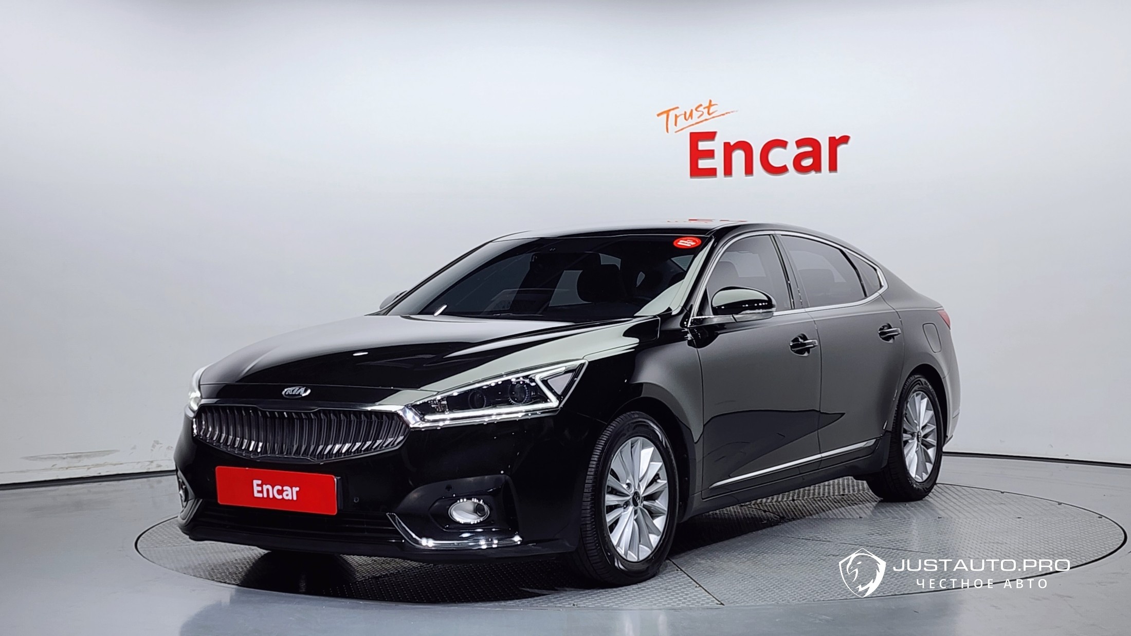 Автомобиль Kia K7