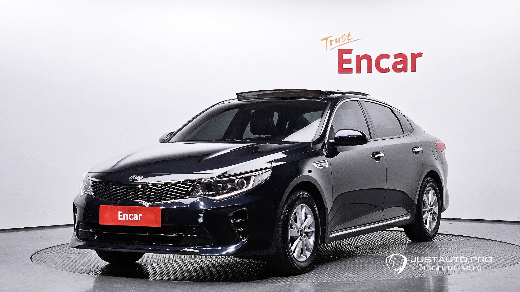 Автомобиль Kia K5