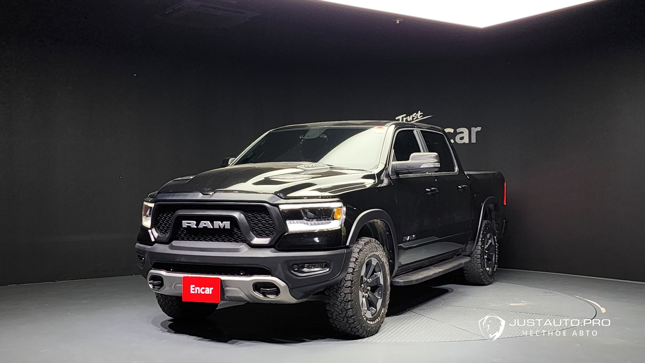 Автомобиль Dodge Ram Pick Up
