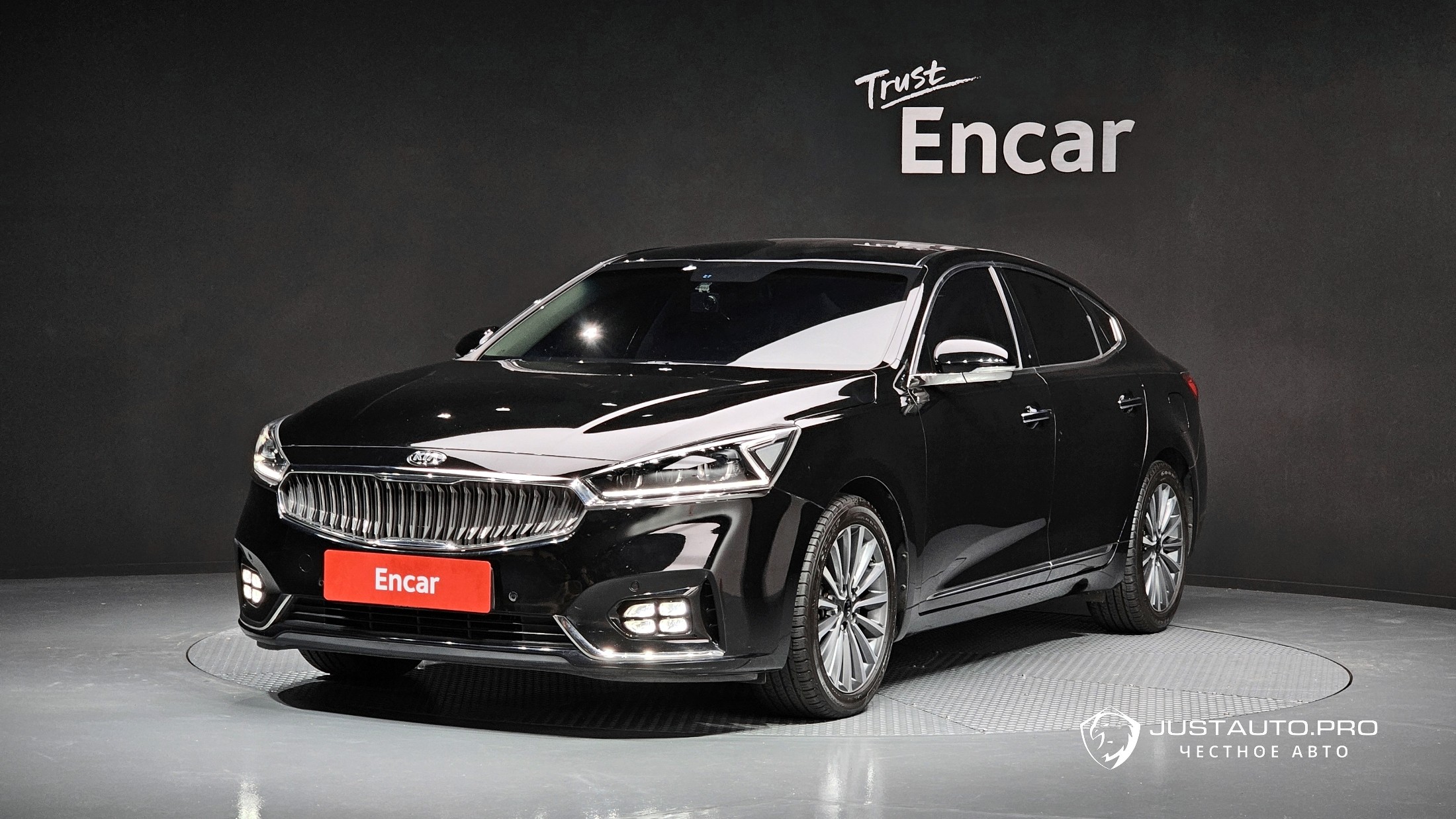 Автомобиль Kia K7