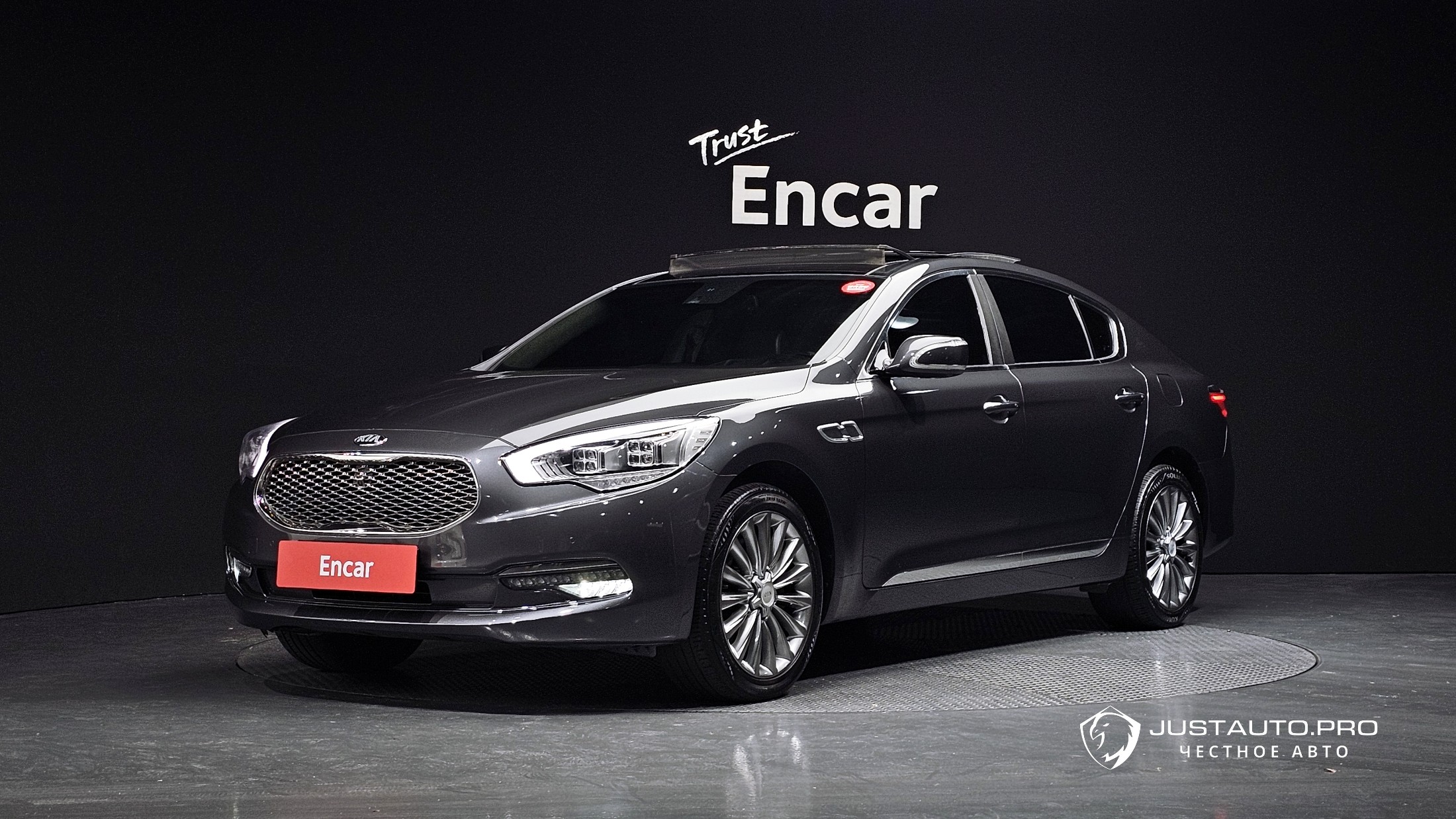 Автомобиль Kia K9