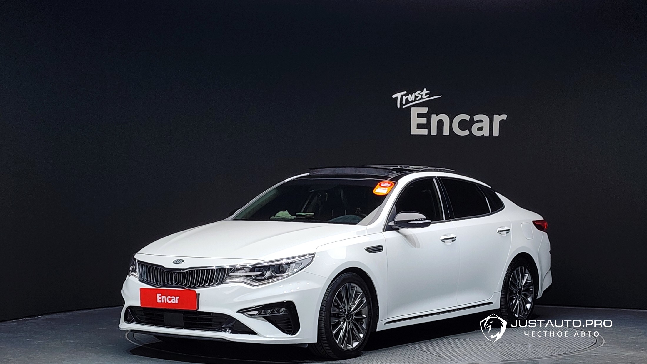 Автомобиль Kia K5