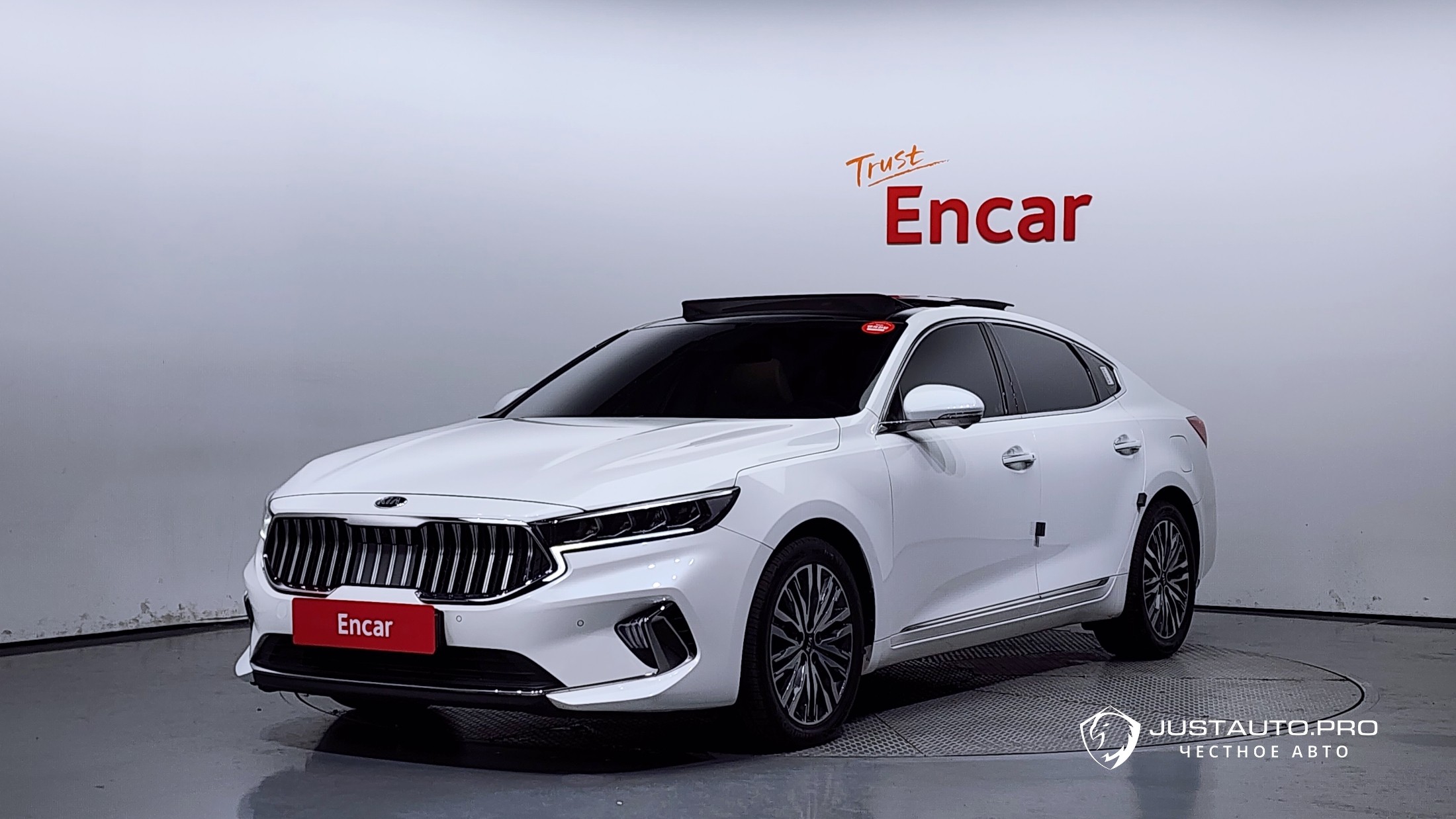 Автомобиль Kia K7