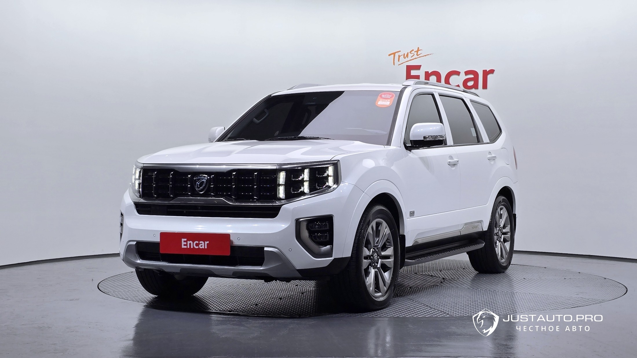 Автомобиль Kia Mohave
