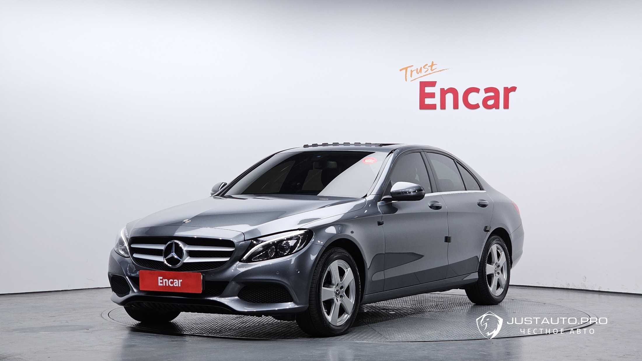 Автомобиль Mercedes-Benz C-Class