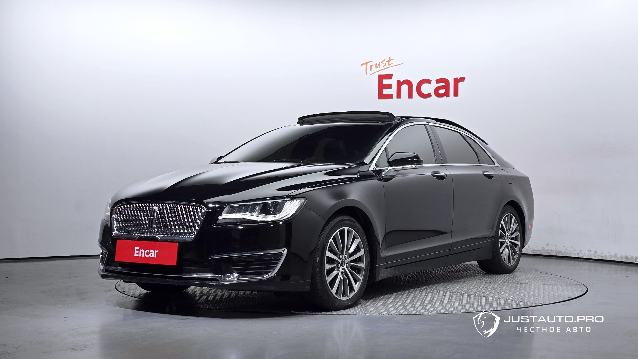 Автомобиль Lincoln MKZ
