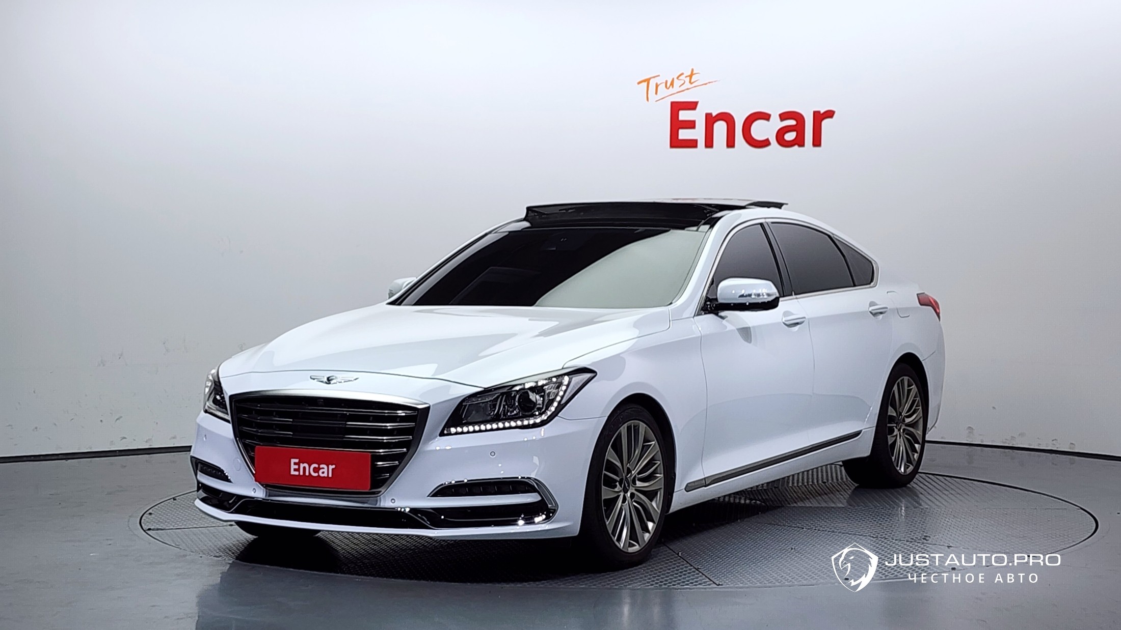 Автомобиль Genesis G80