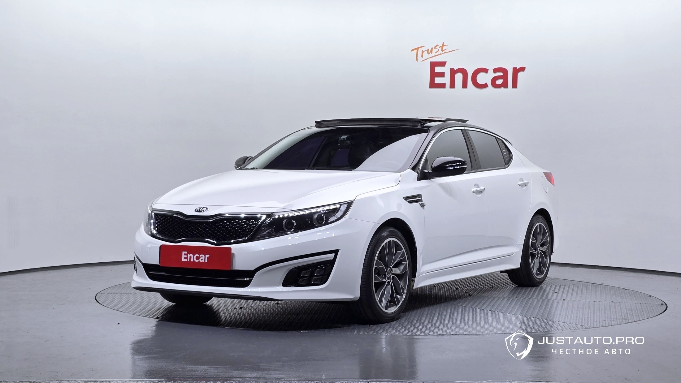 Автомобиль Kia K5