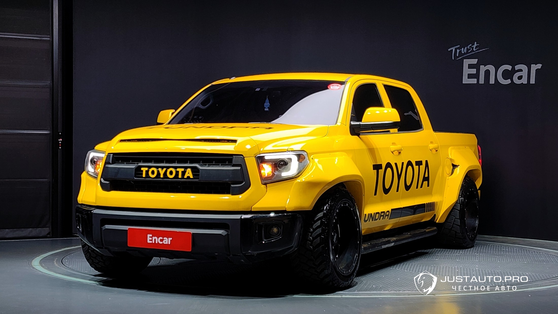 Автомобиль Toyota Tundra