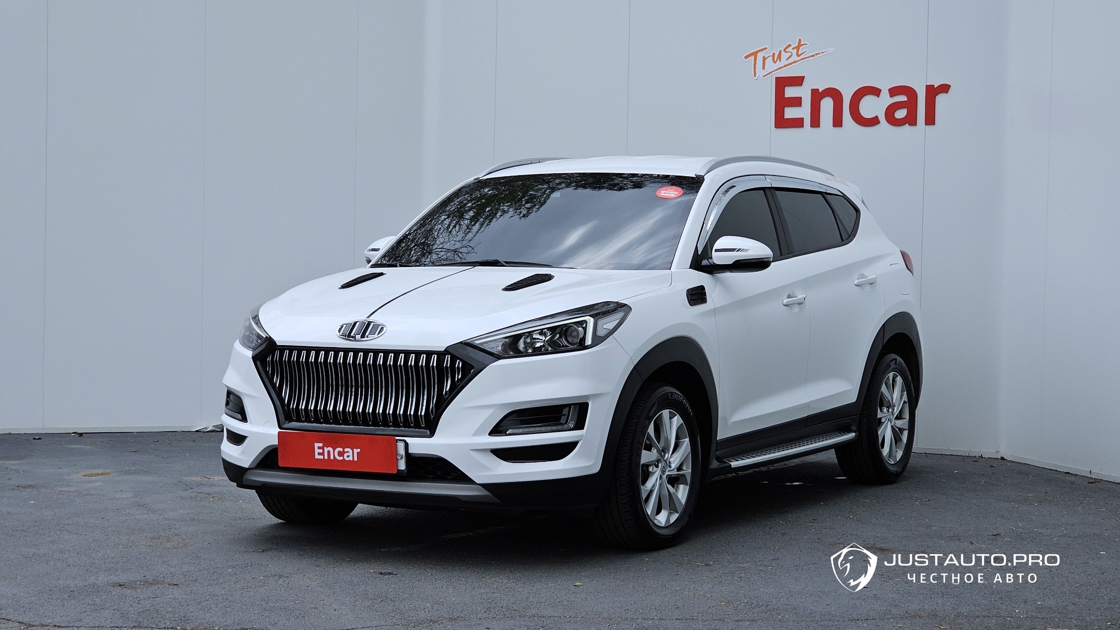 Автомобиль Hyundai Tucson