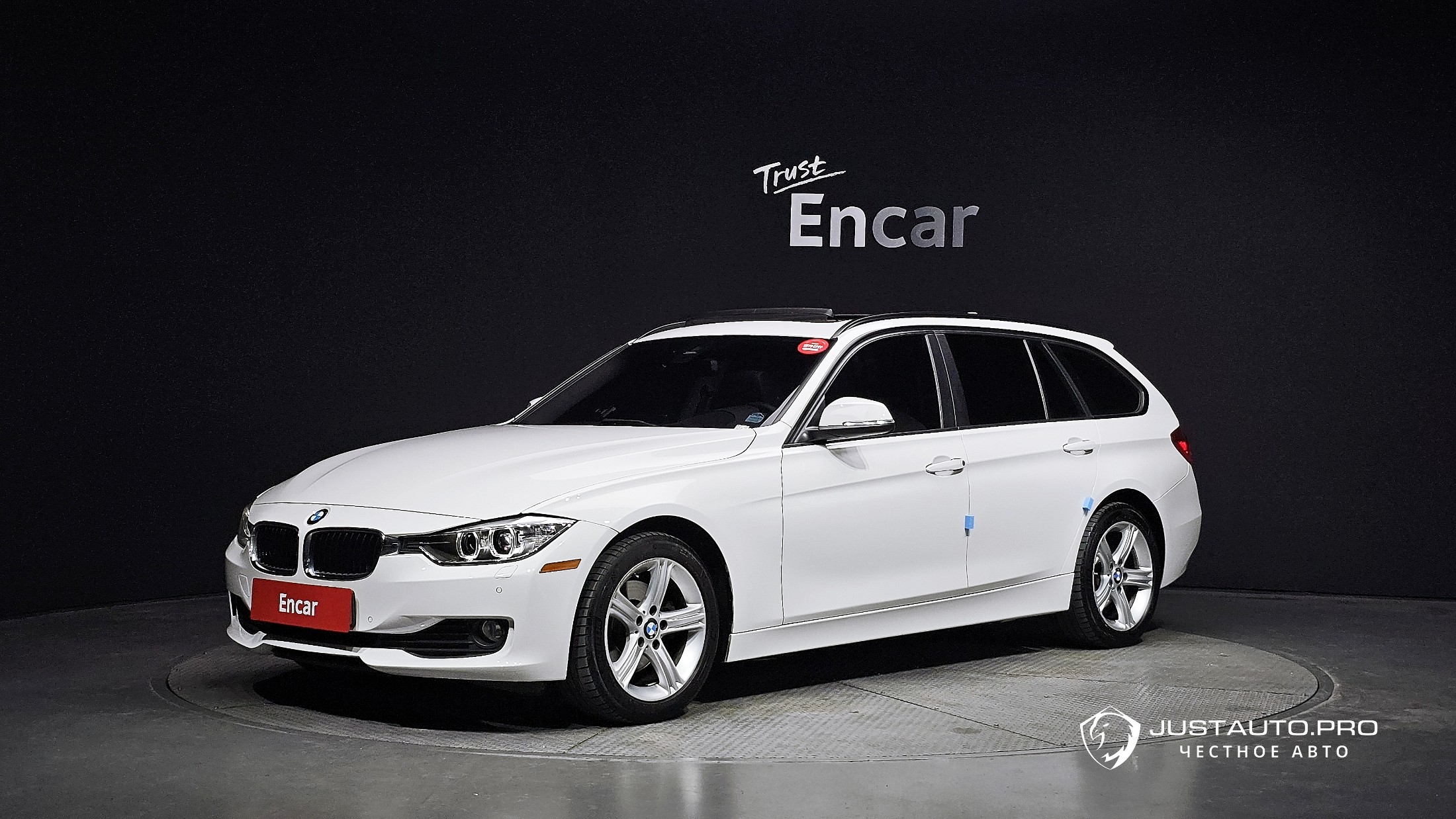 Автомобиль BMW 3-Series