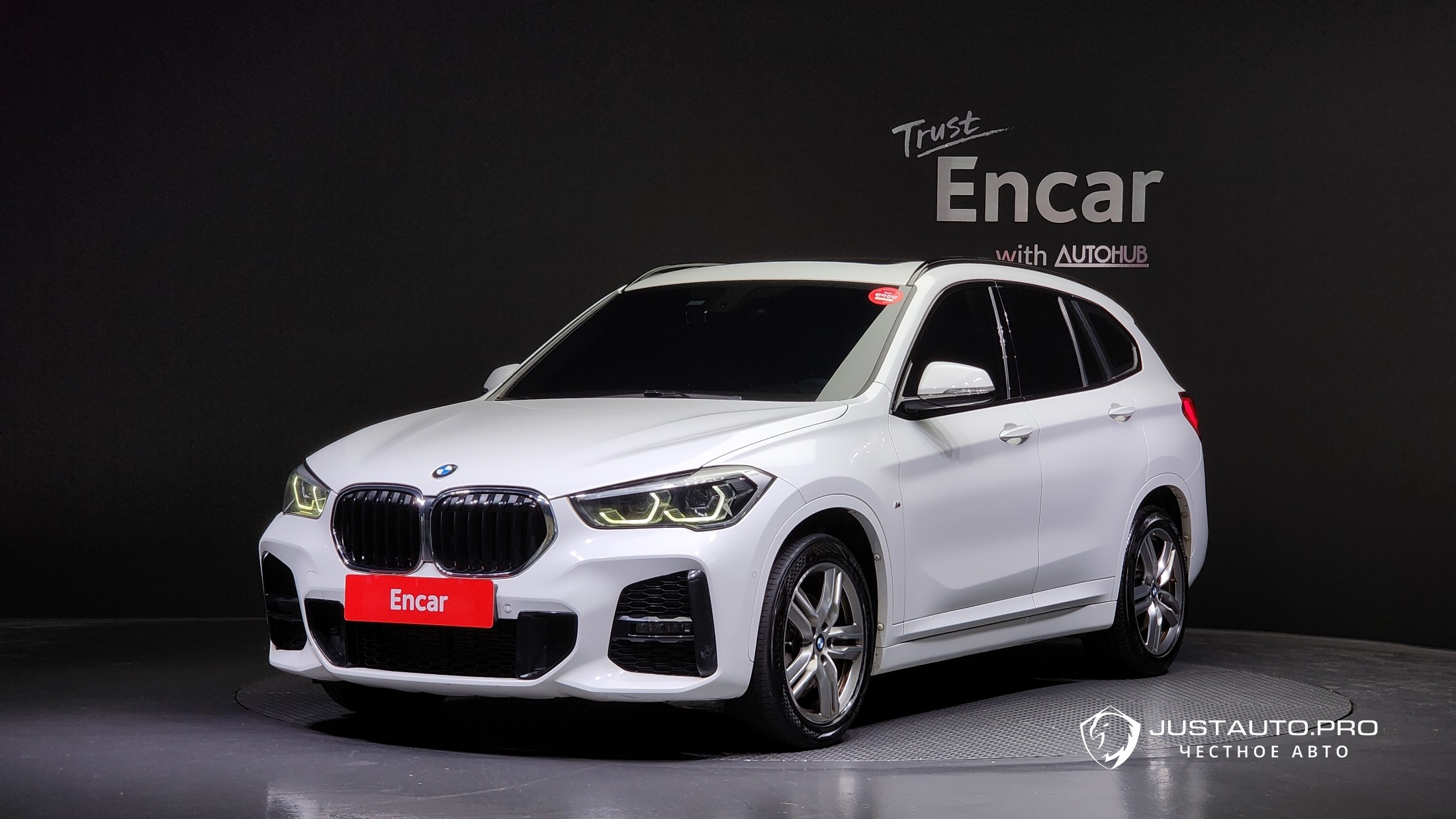 Автомобиль BMW X1