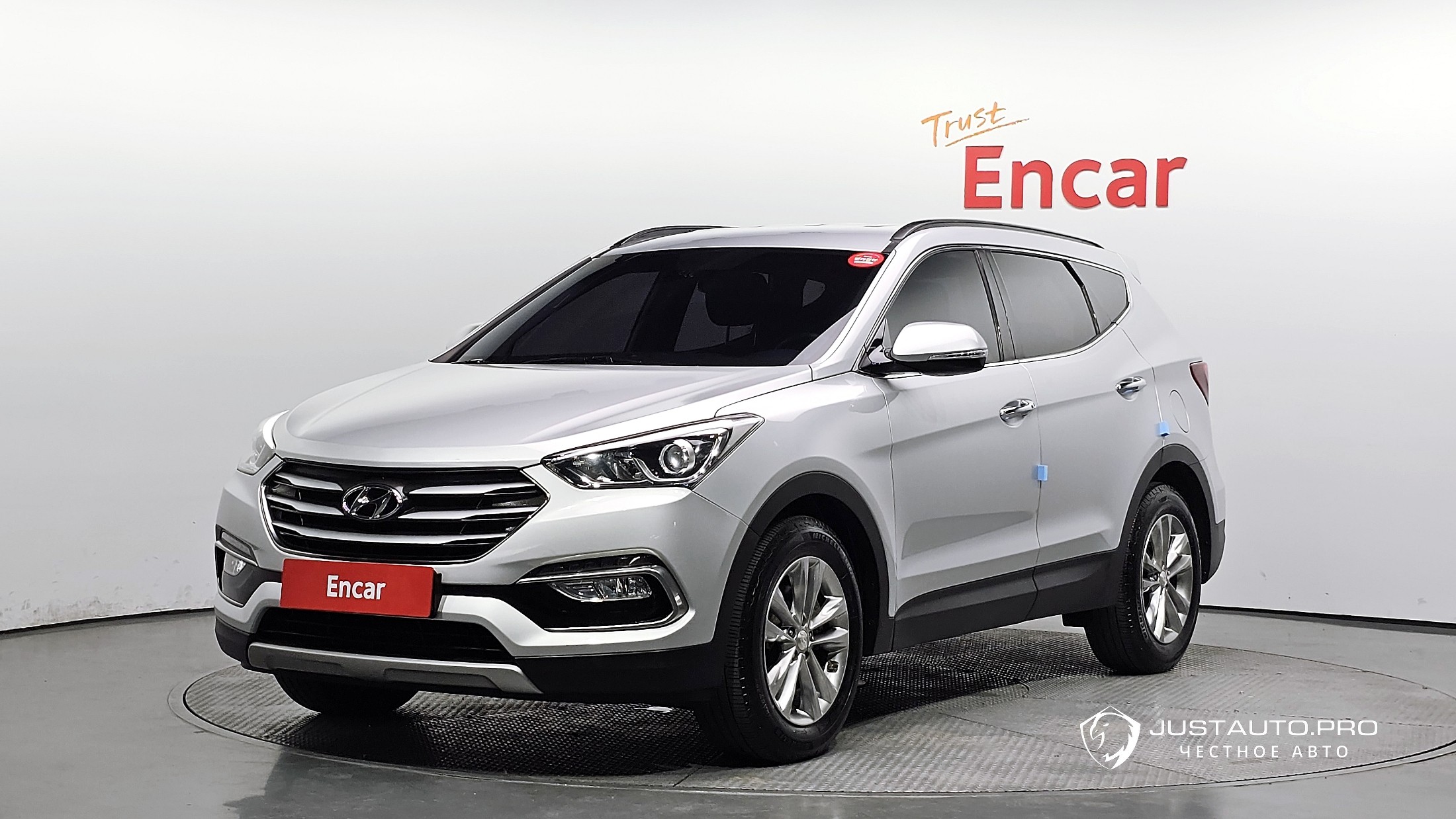 Автомобиль Hyundai Santafe