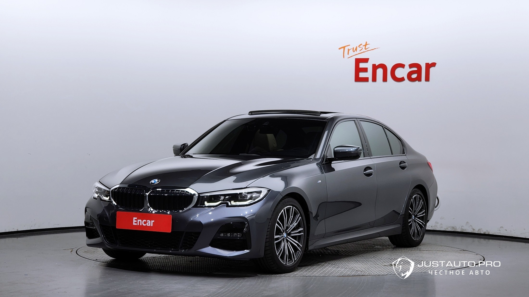 Автомобиль BMW 3-Series