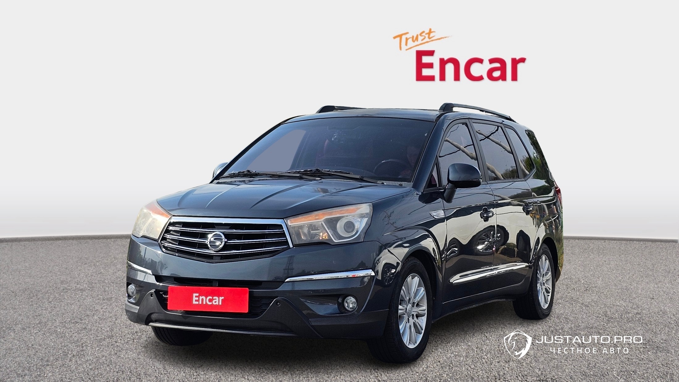 Автомобиль KG_Mobility_Ssangyong KORANDO