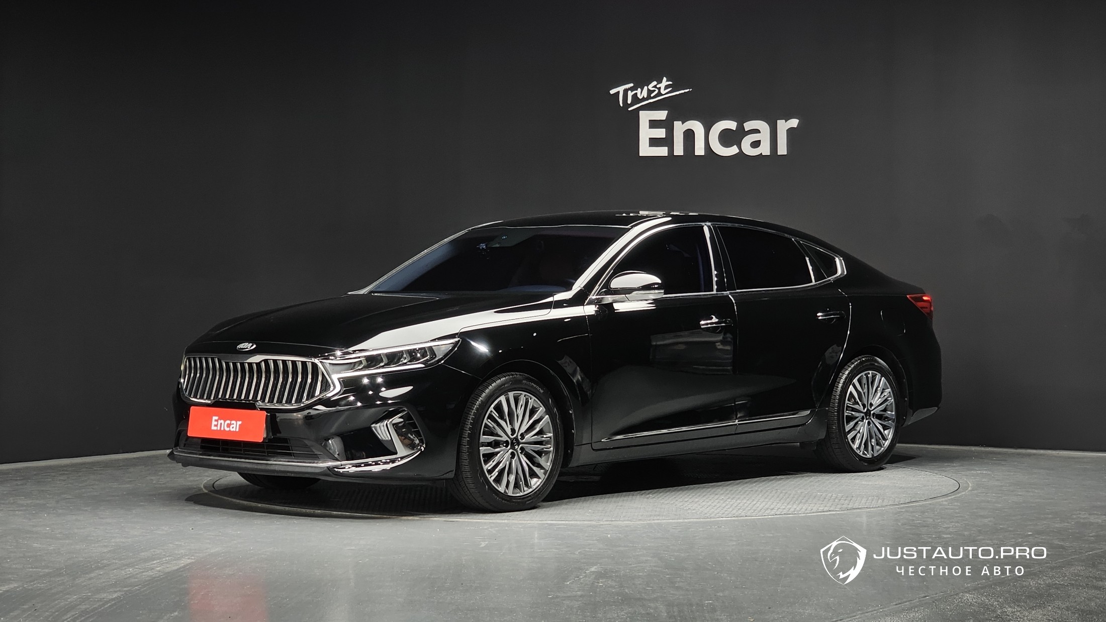 Автомобиль Kia K7