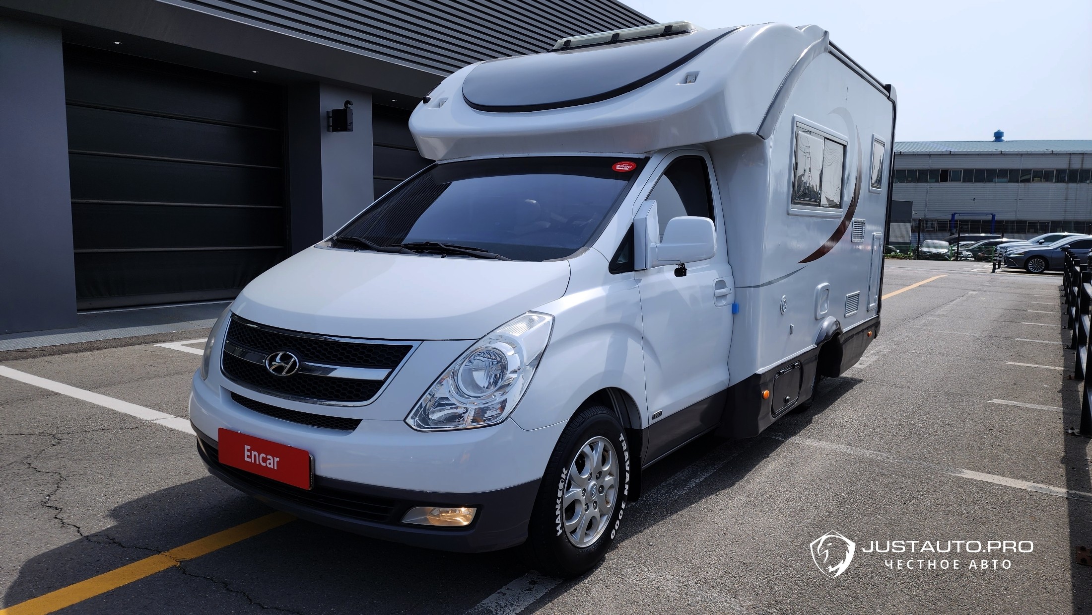 Автомобиль Hyundai Starex