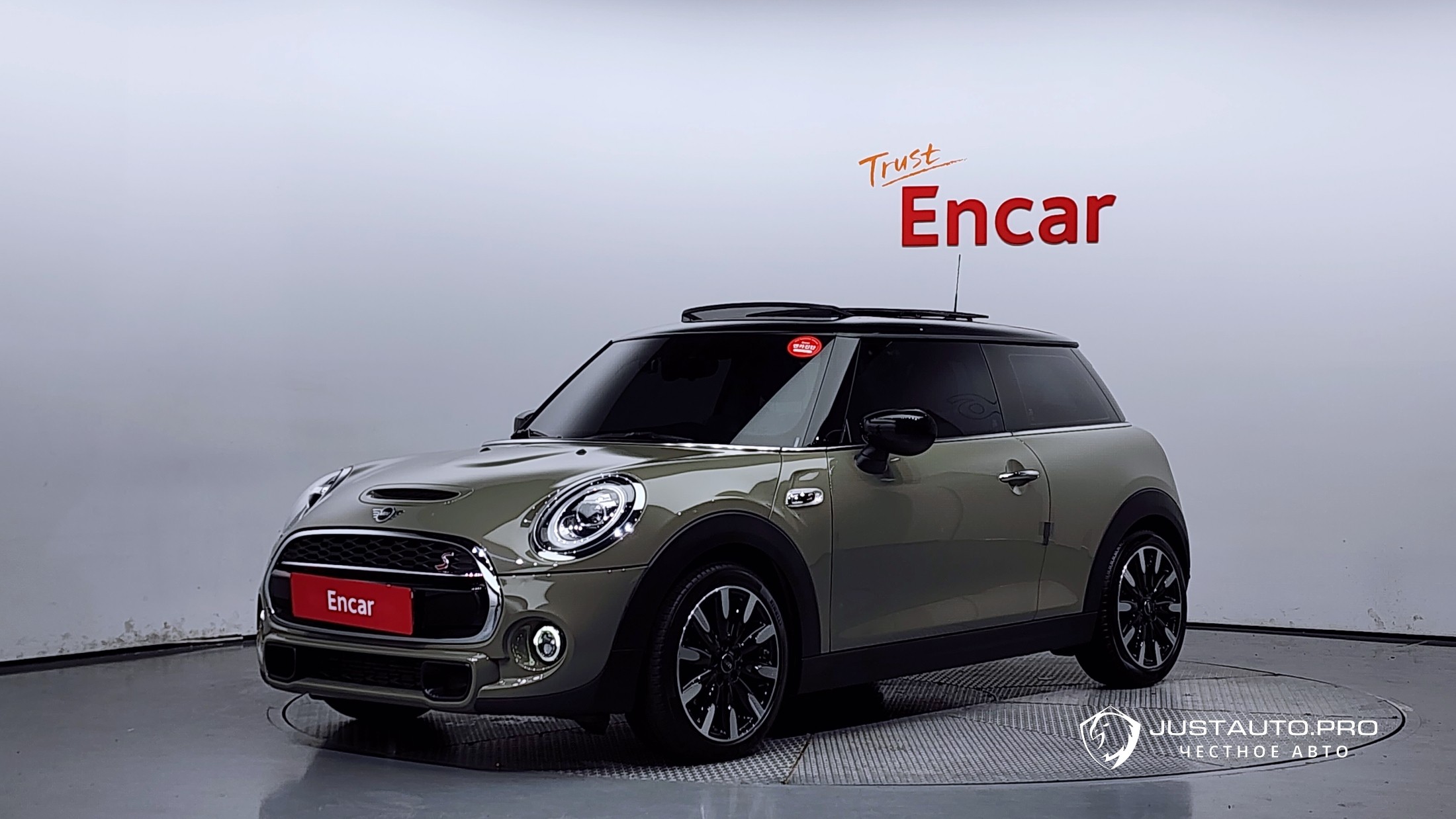 Автомобиль Mini Cooper