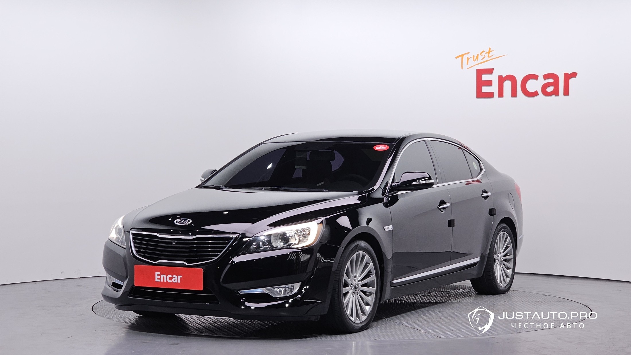 Автомобиль Kia K7