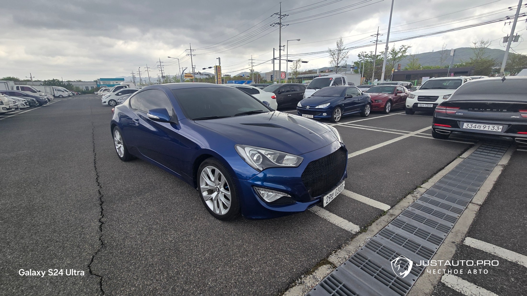 Автомобиль Hyundai Genesis