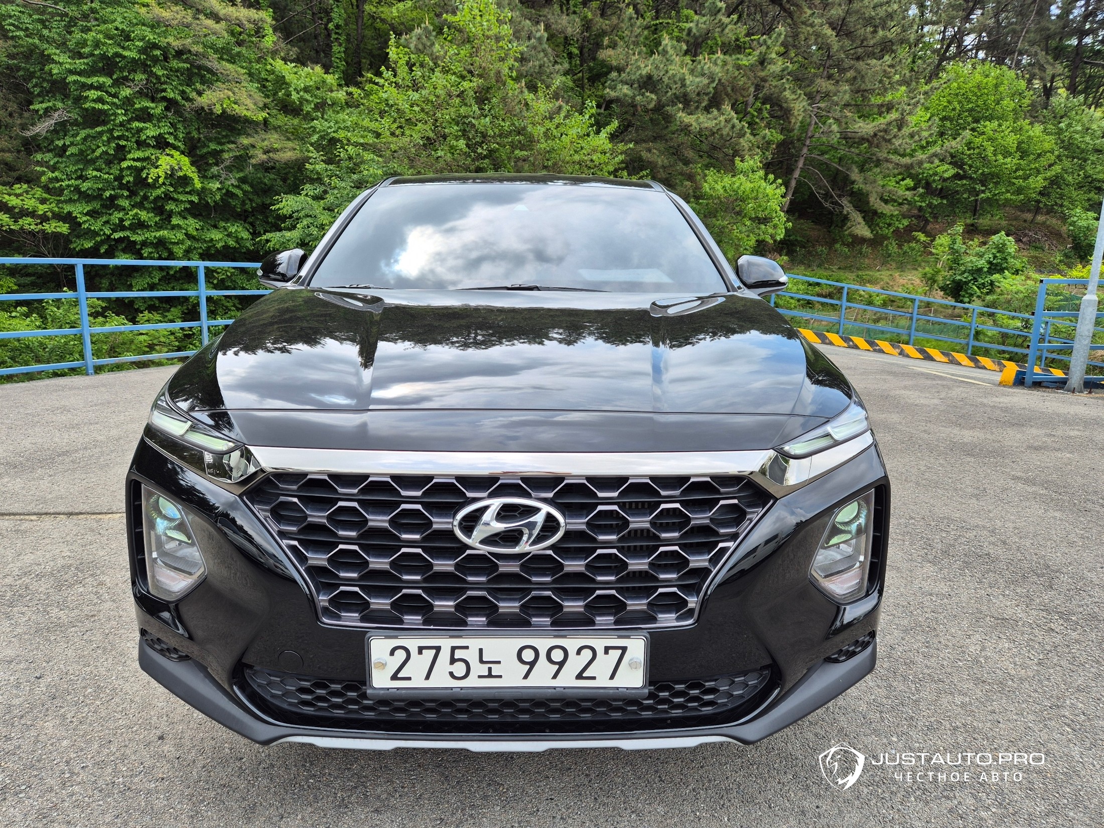 Автомобиль Hyundai Santafe