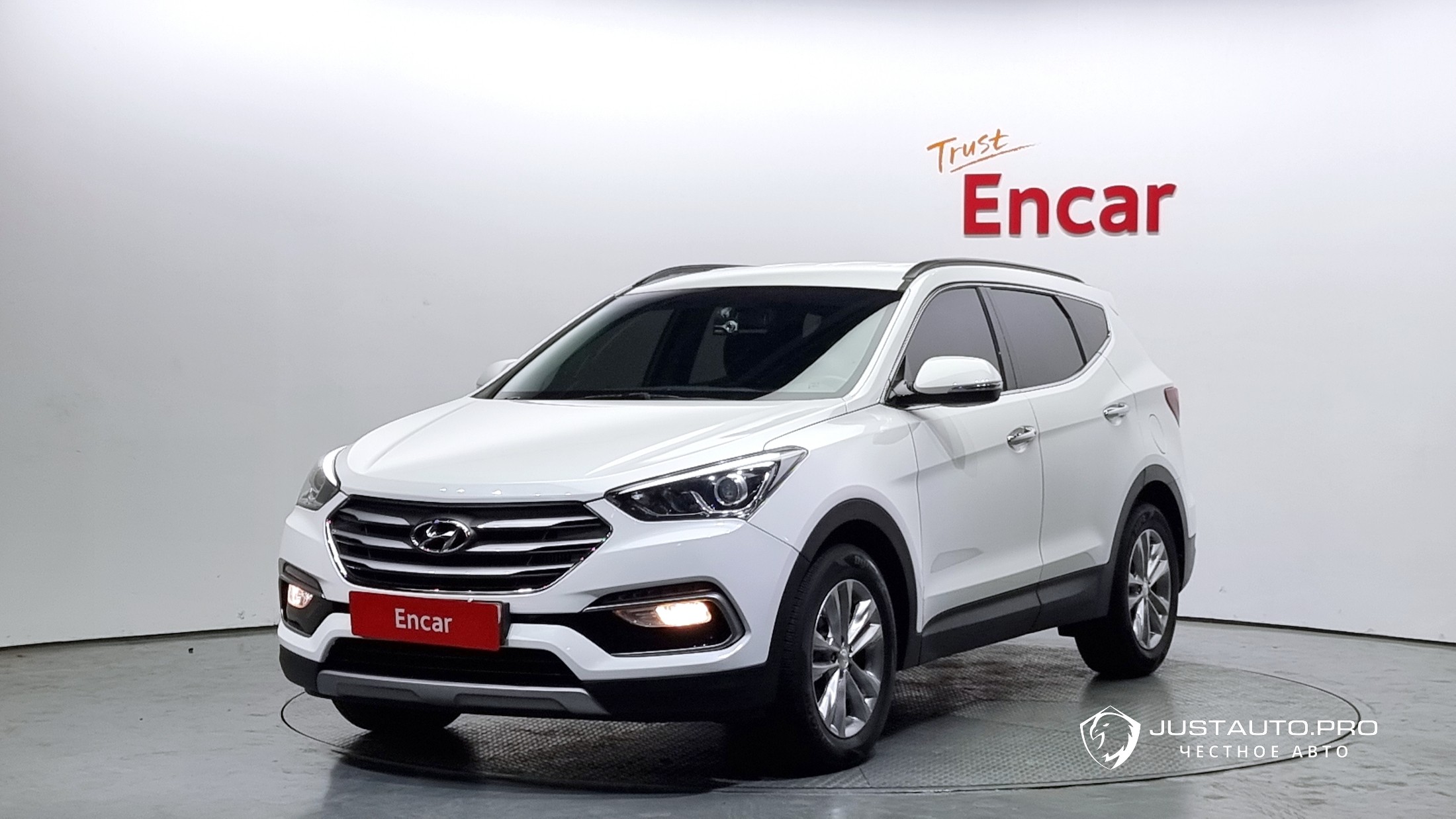 Автомобиль Hyundai Santafe