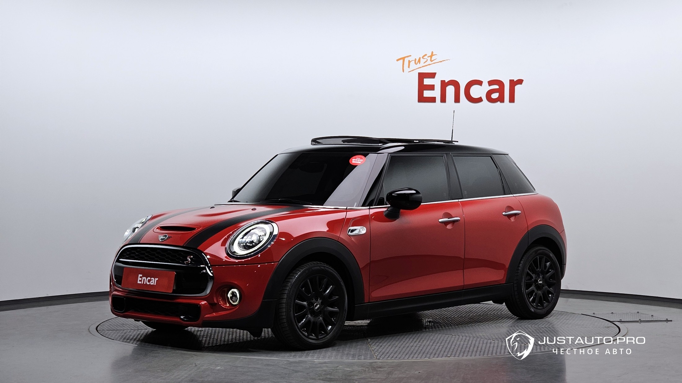 Автомобиль Mini Cooper