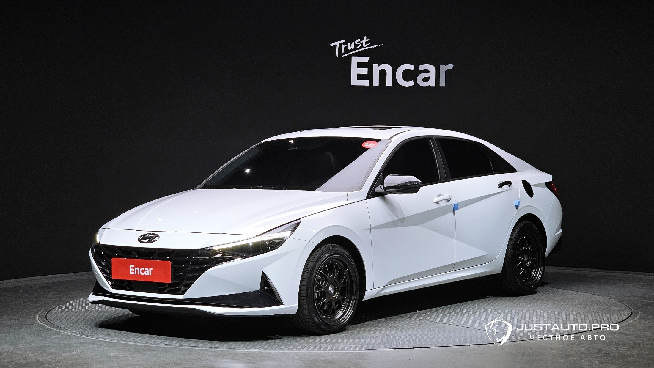 Автомобиль Hyundai AVANTE