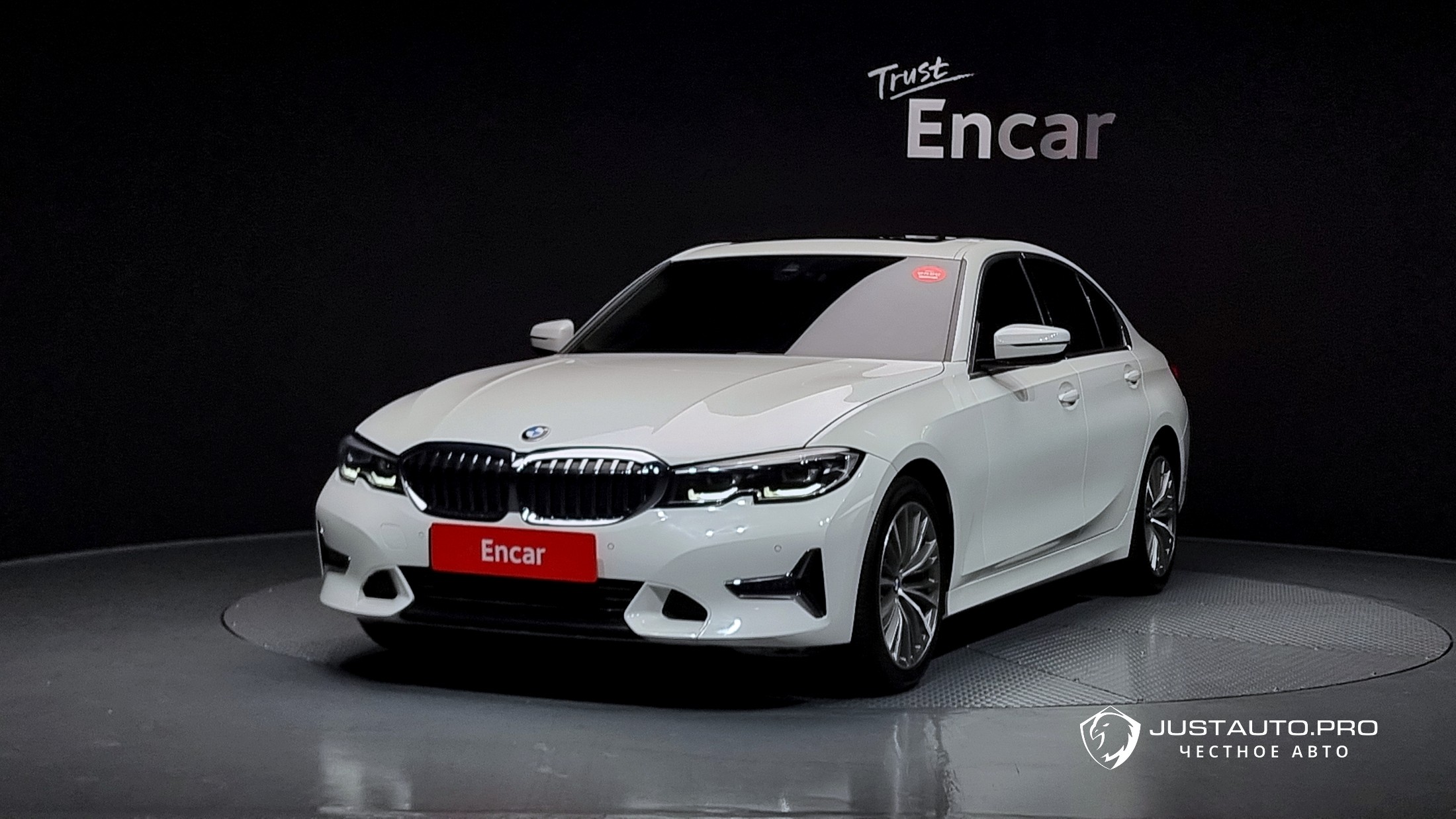 Автомобиль BMW 3-Series