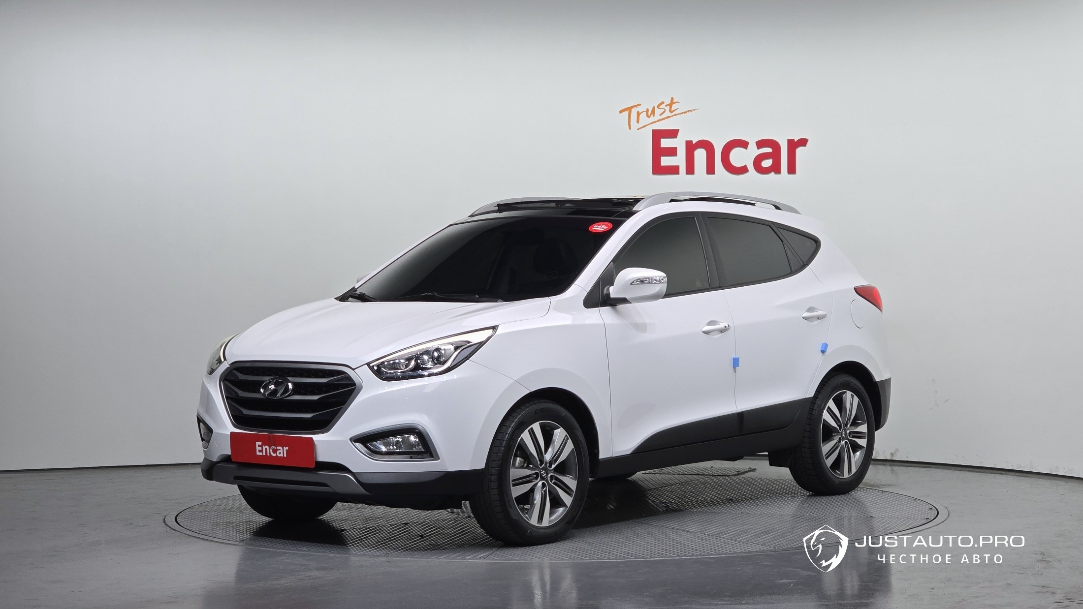 Автомобиль Hyundai Tucson