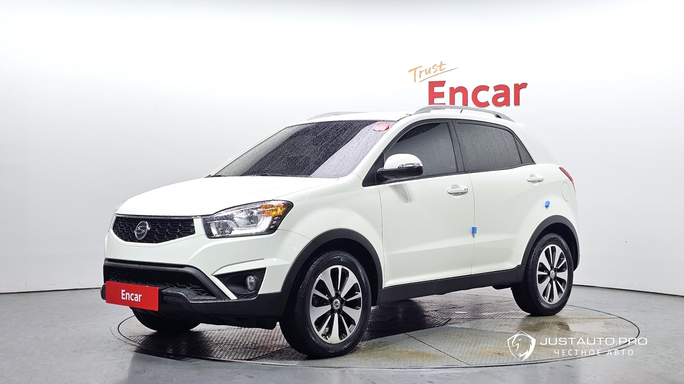 Автомобиль KG_Mobility_Ssangyong KORANDO