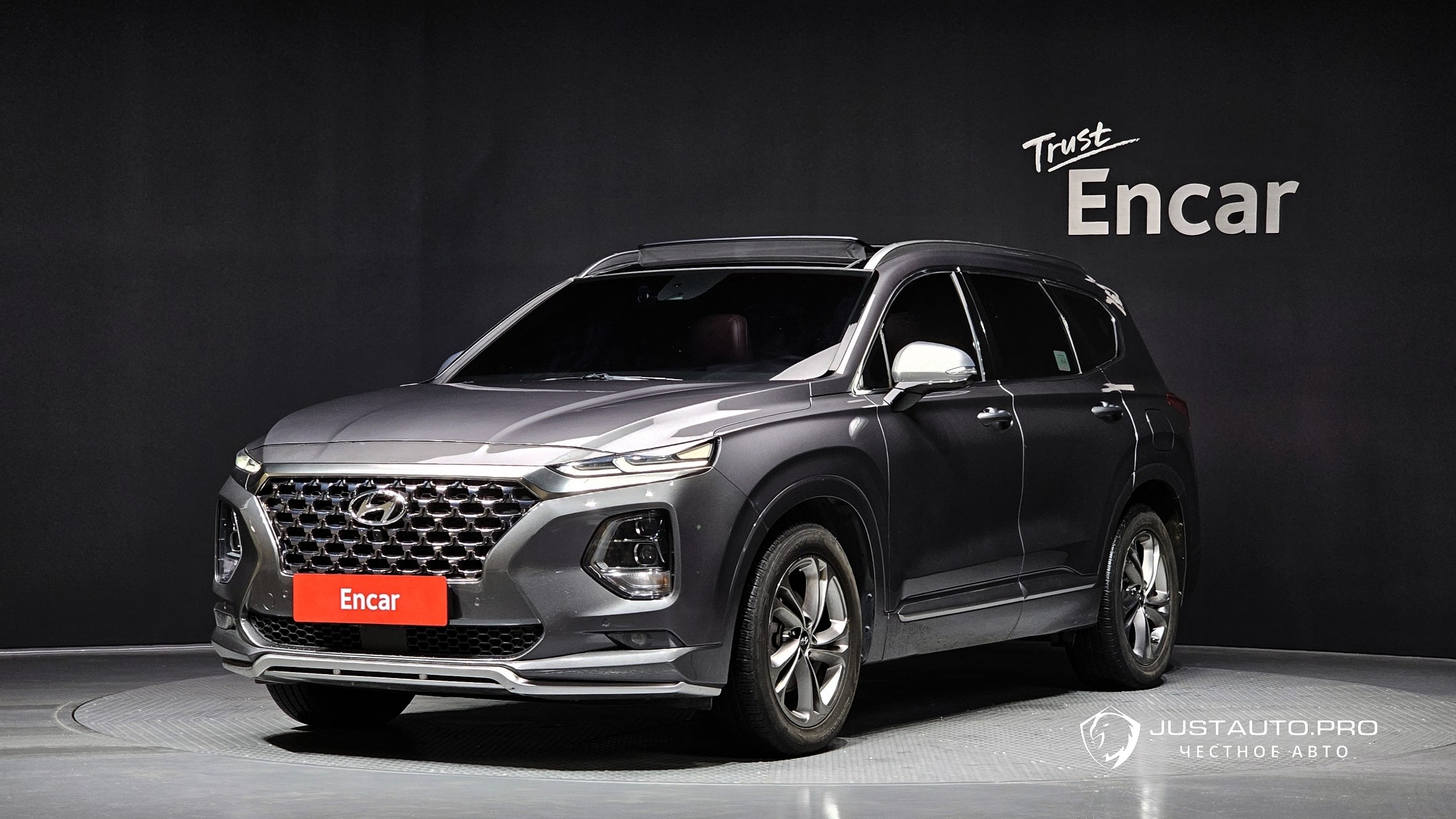 Автомобиль Hyundai Santafe