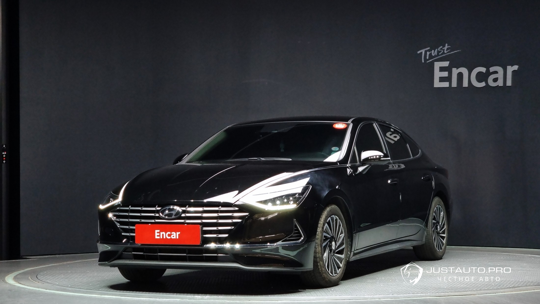 Автомобиль Hyundai Sonata
