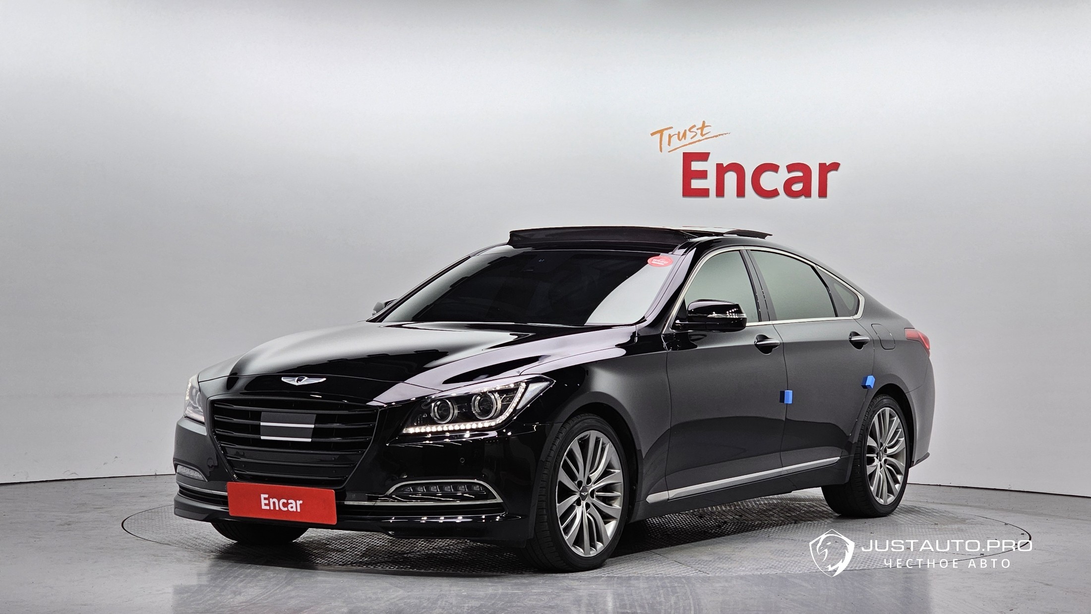 Автомобиль Hyundai Genesis