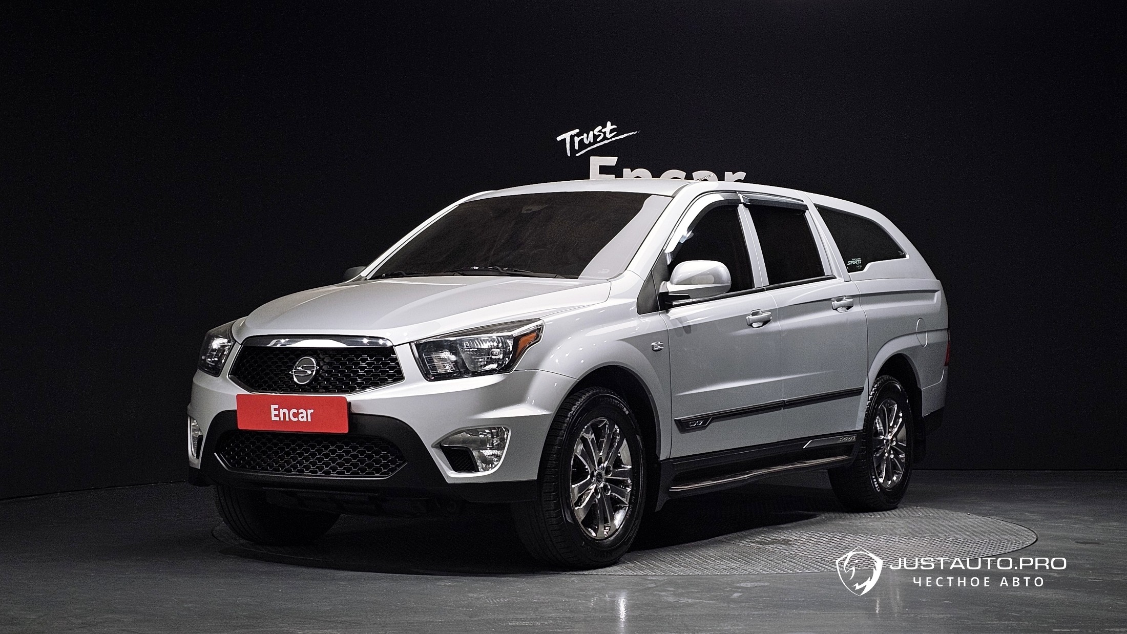 Автомобиль KG_Mobility_Ssangyong KORANDO