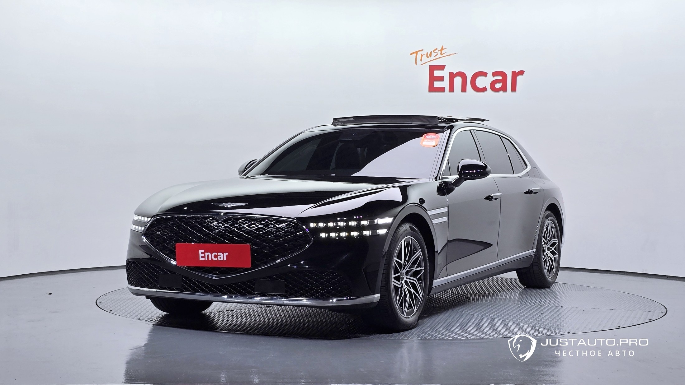 Автомобиль Genesis G90