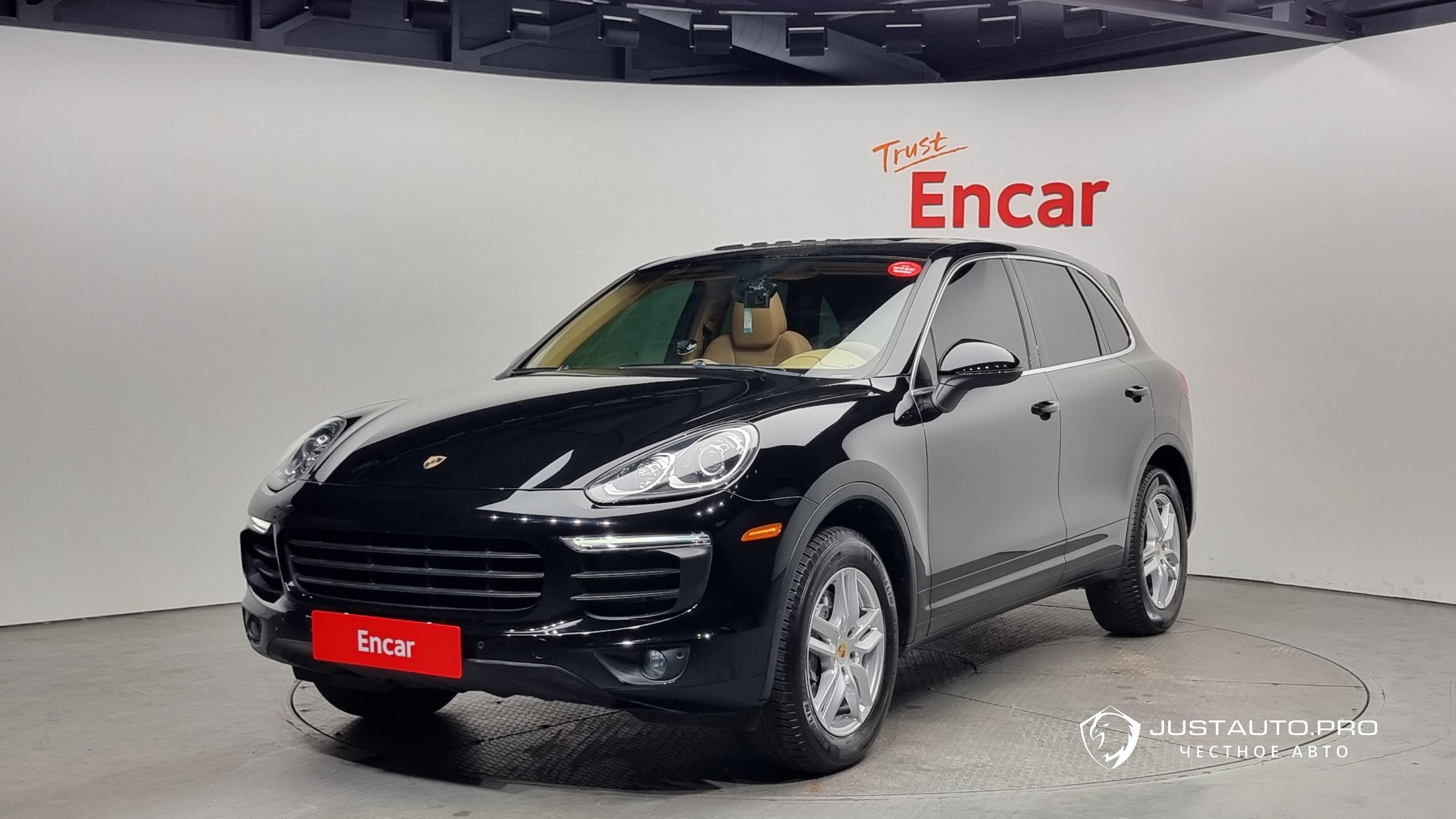 Автомобиль Porsche Cayenne