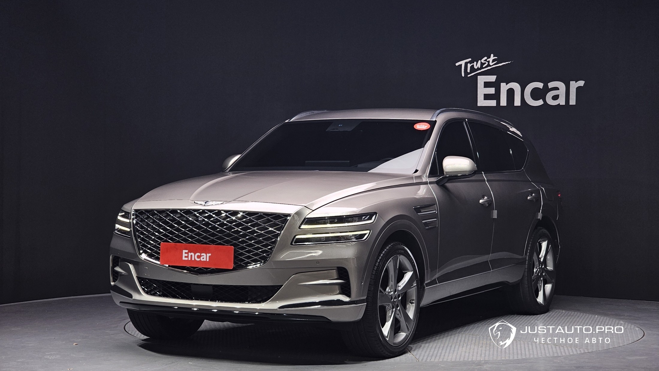 Автомобиль Genesis GV80