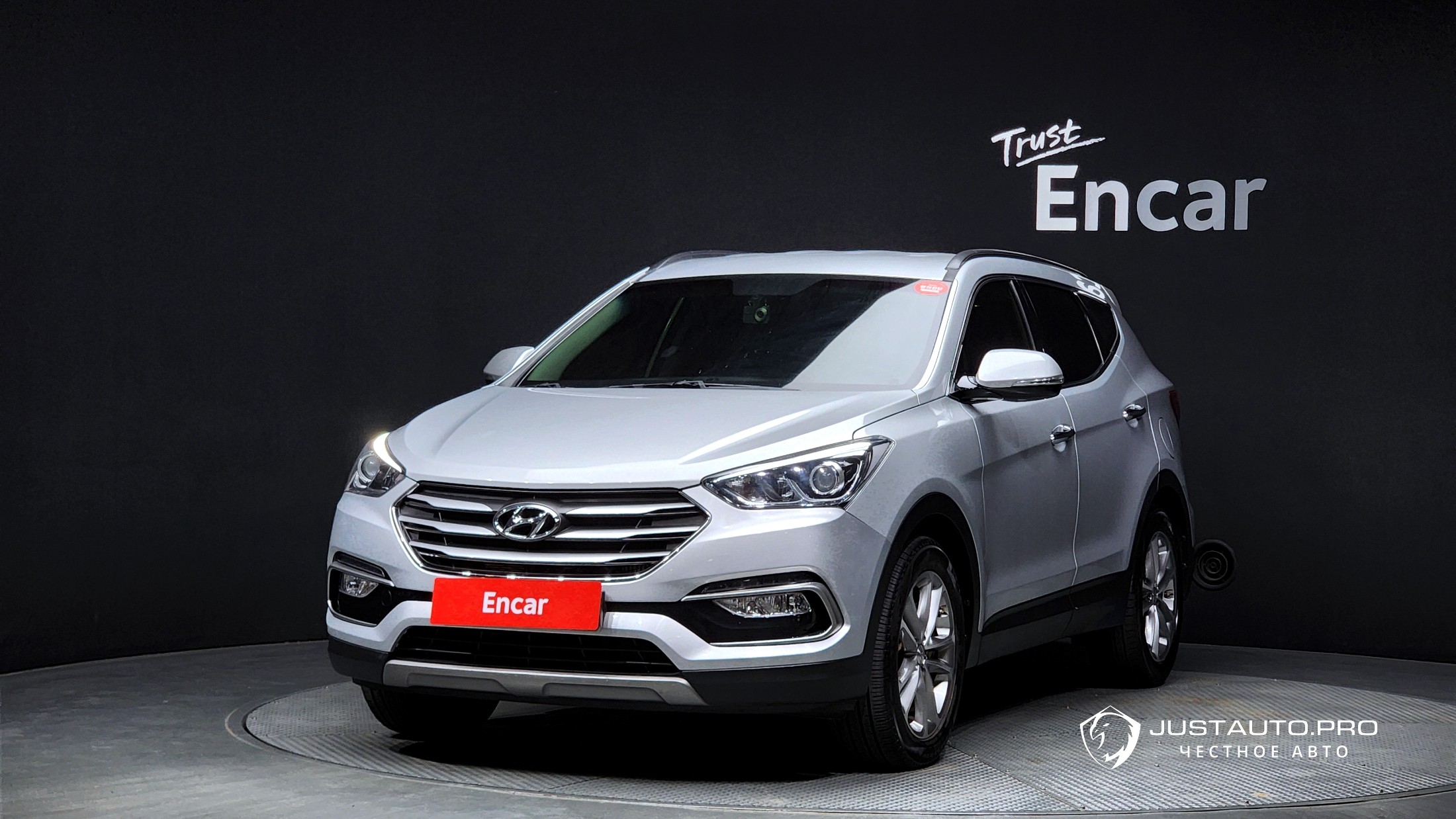 Автомобиль Hyundai Santafe