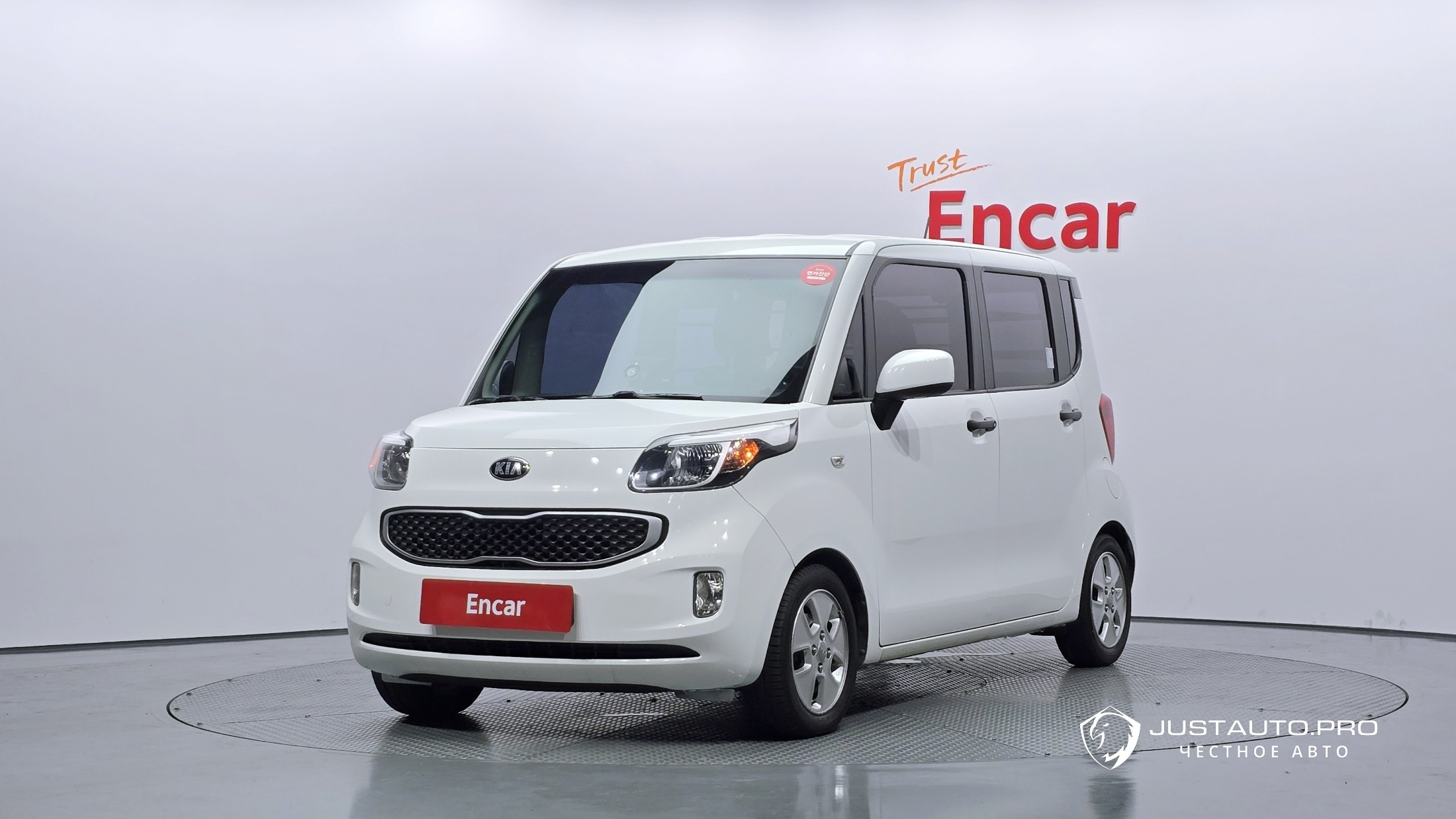 Автомобиль Kia RAY
