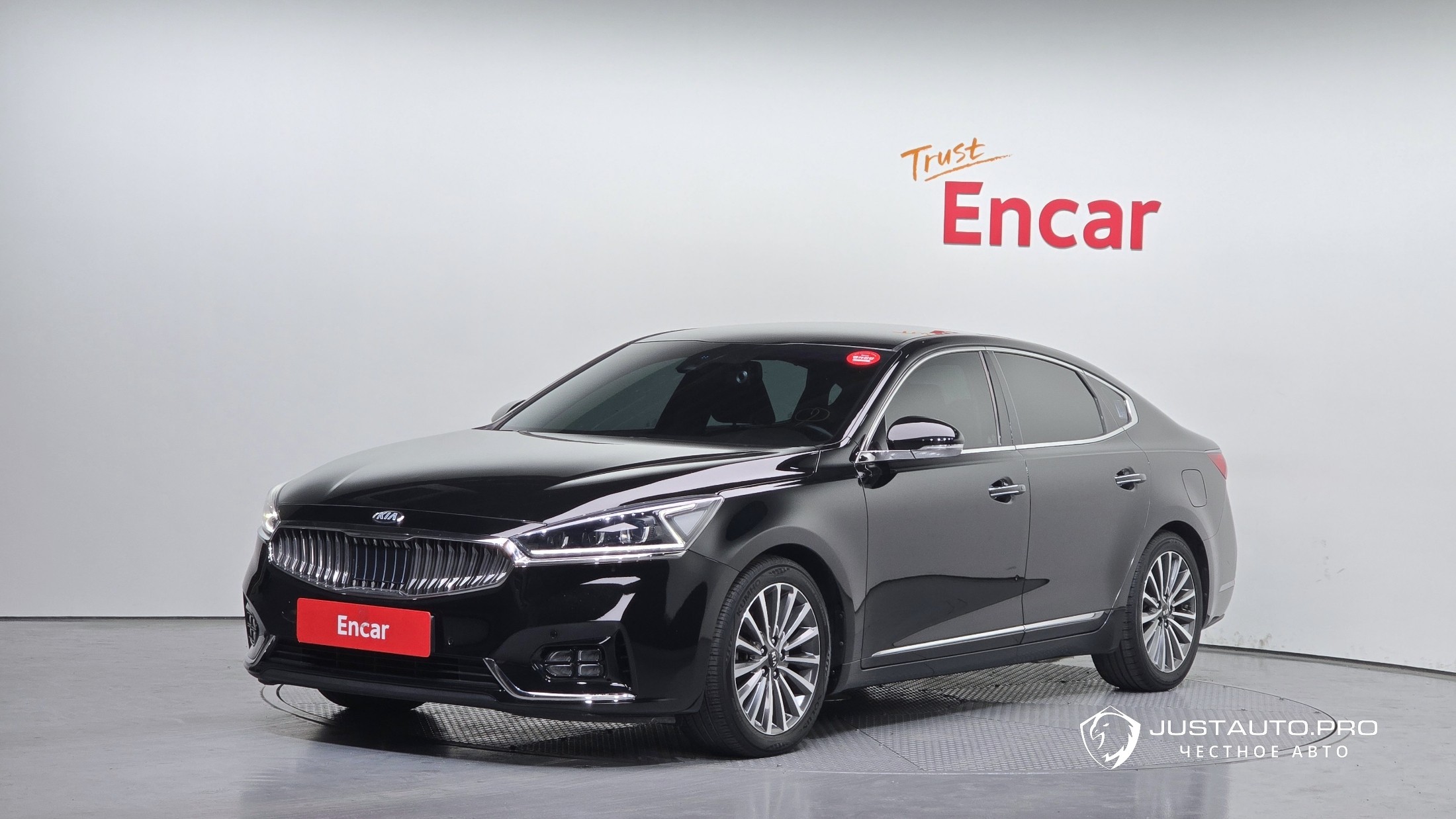 Автомобиль Kia K7