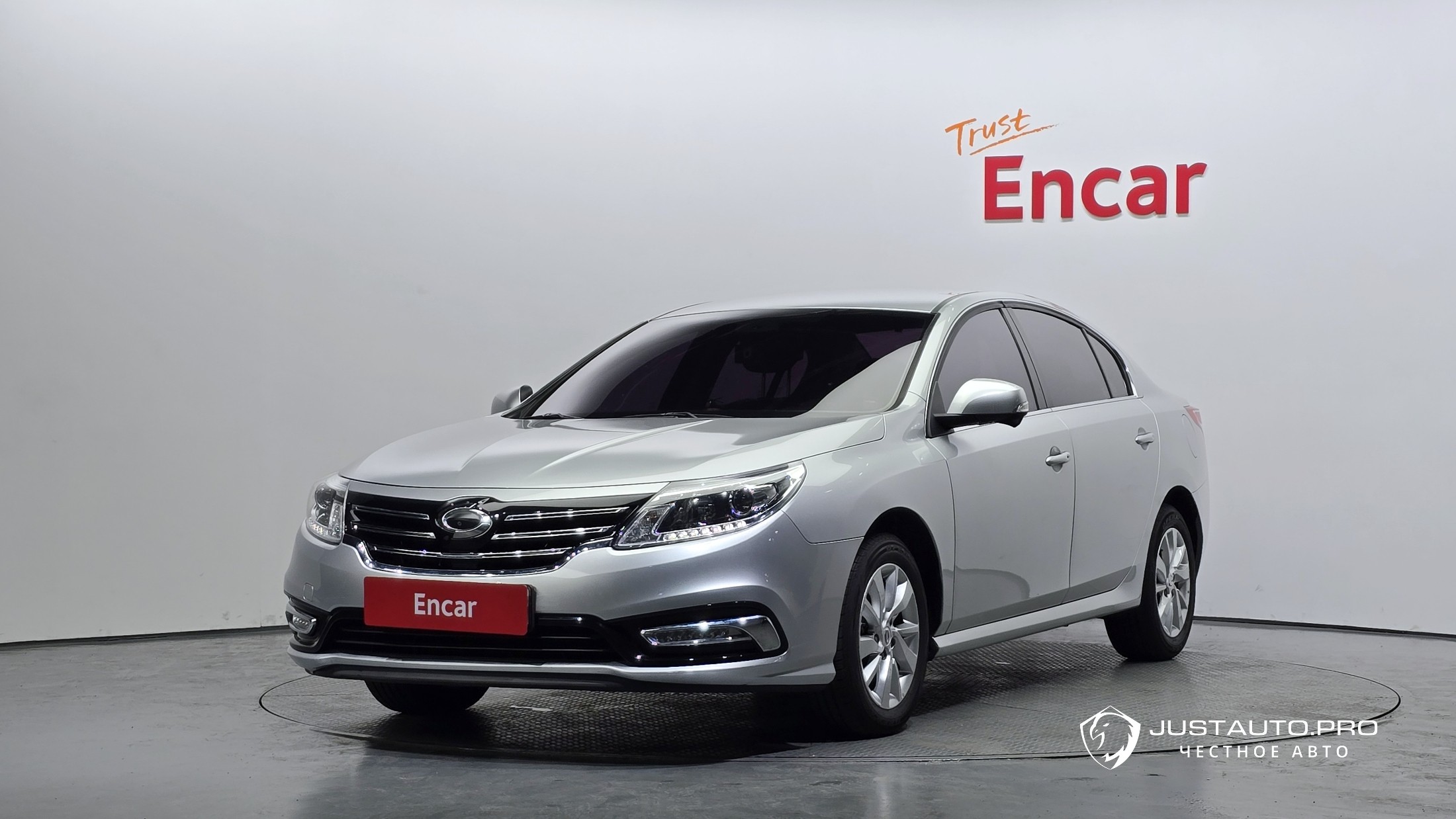 Автомобиль Renault-KoreaSamsung SM5 