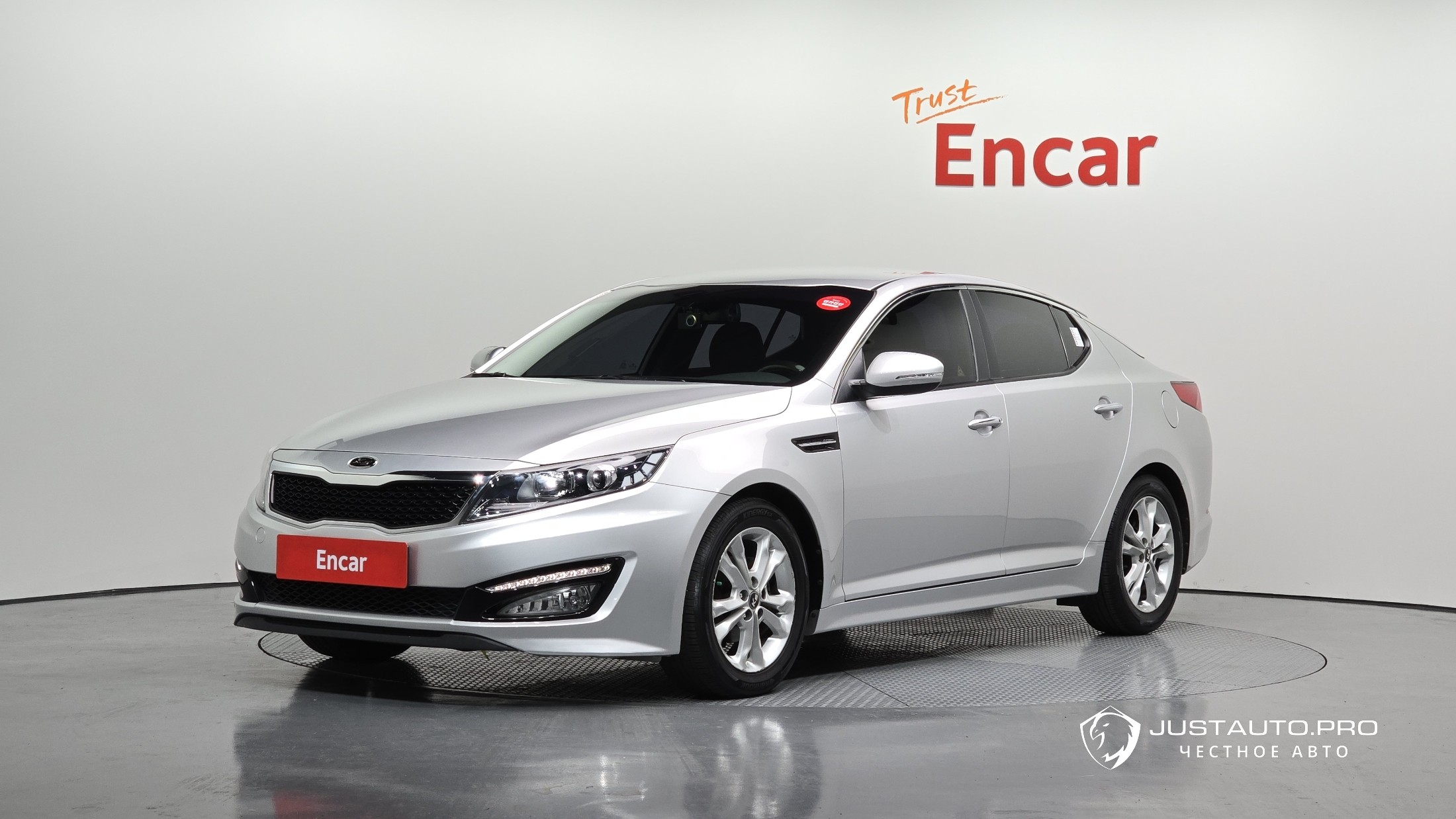 Автомобиль Kia K5
