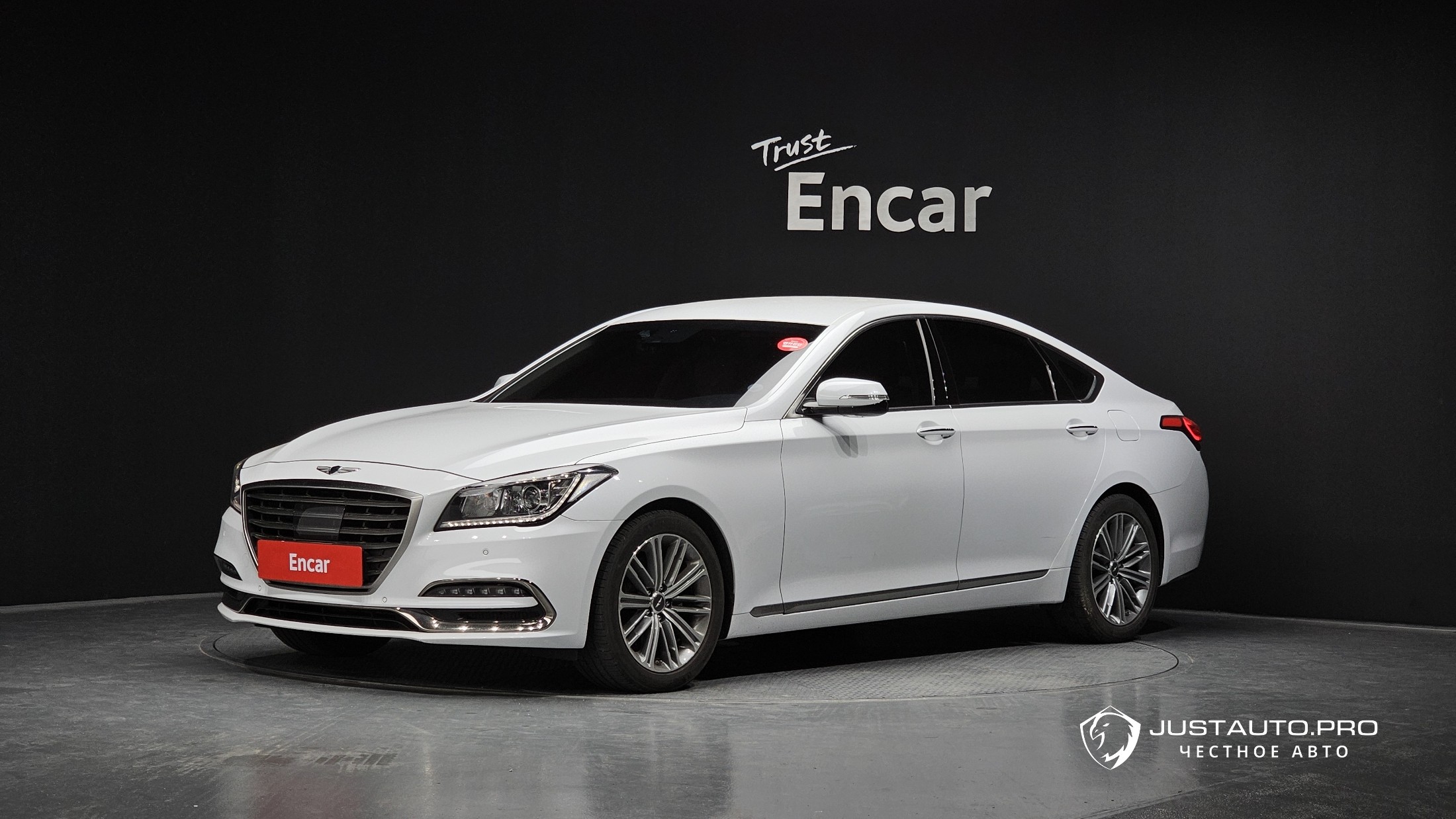 Автомобиль Genesis G80