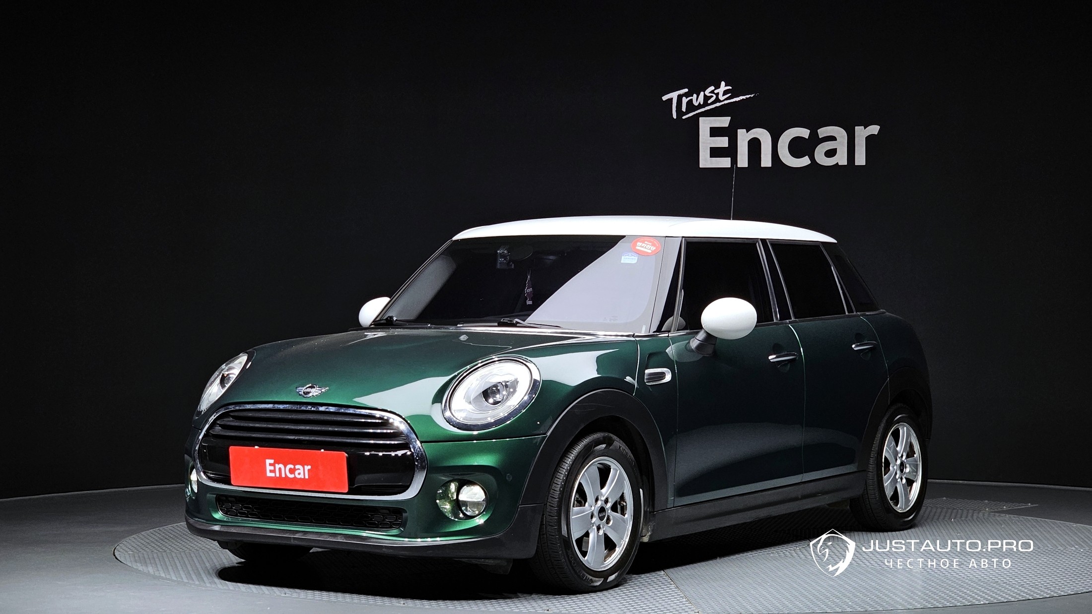 Автомобиль Mini Cooper