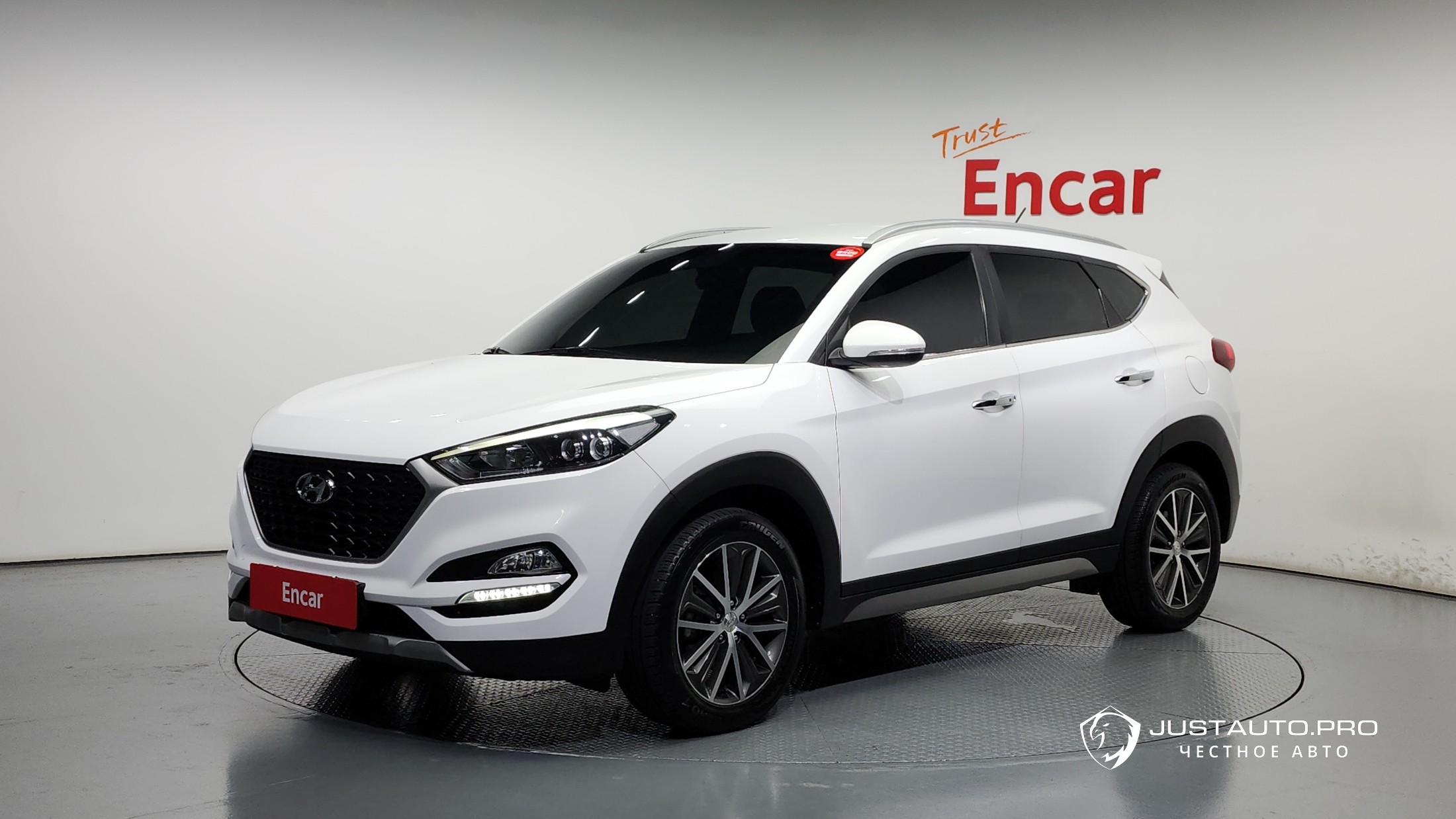 Автомобиль Hyundai Tucson