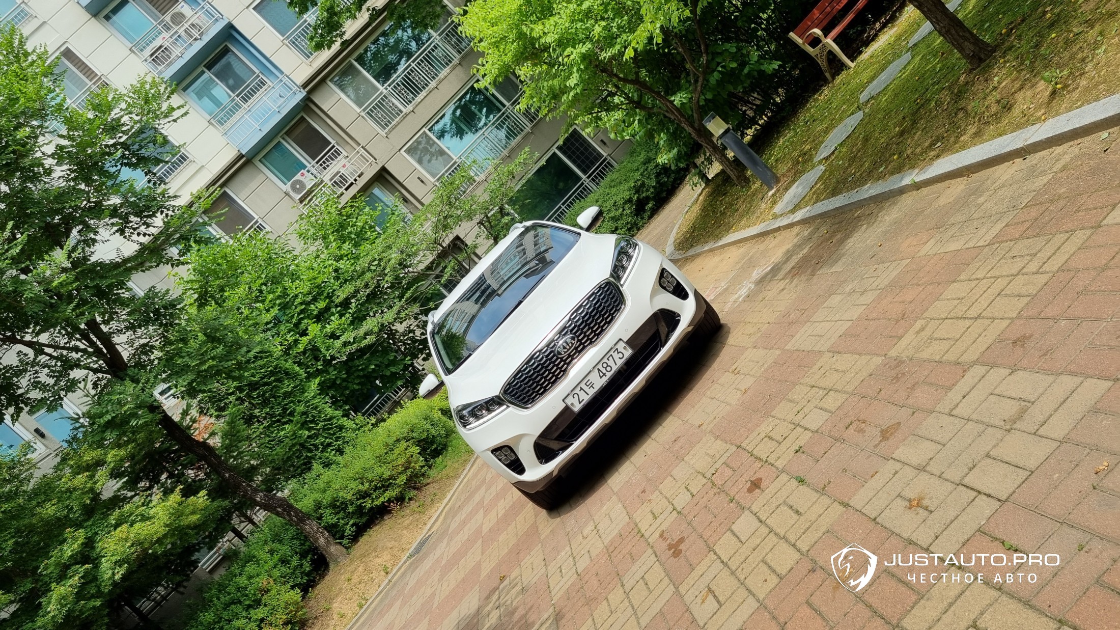 Автомобиль Kia Sorento